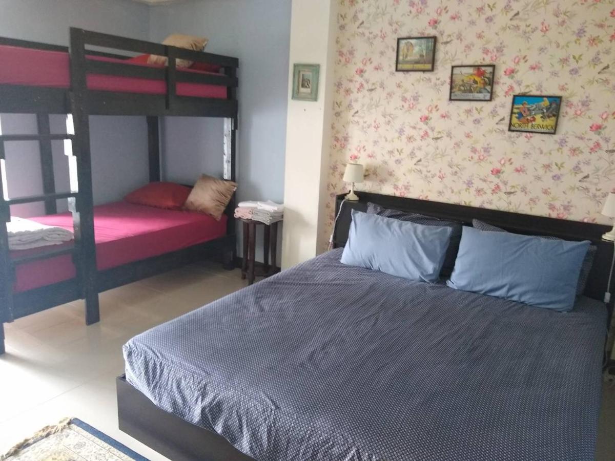 The London Tearoom Bed & Breakfast