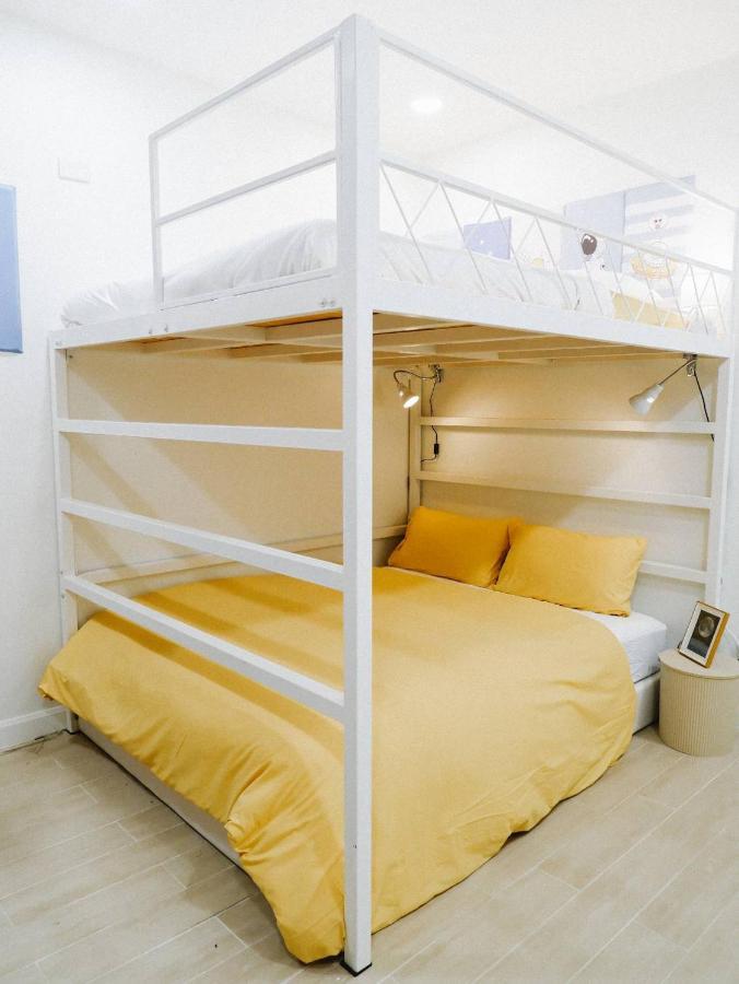Bloomin' Moon Hostel, Old Town Hostel Chiang Mai