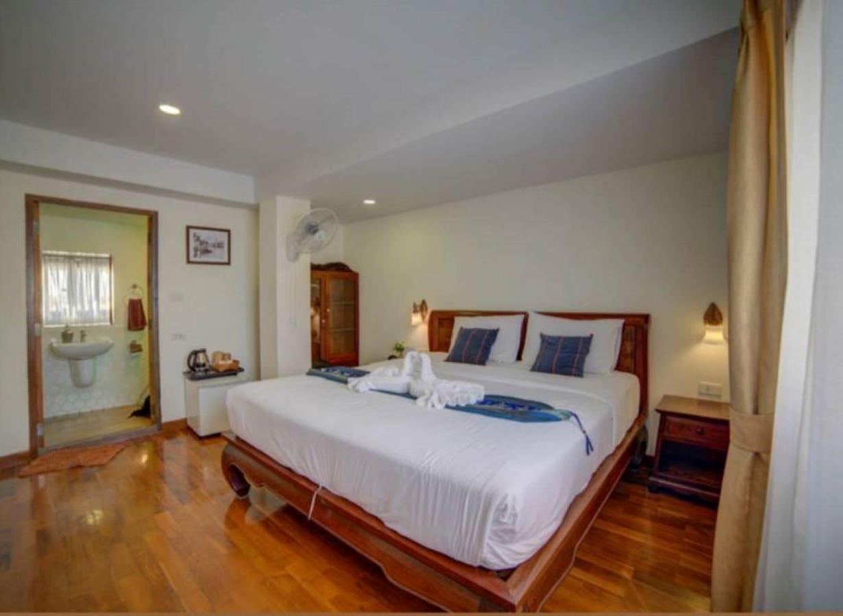 Rustic River Boutique Guest house 3*