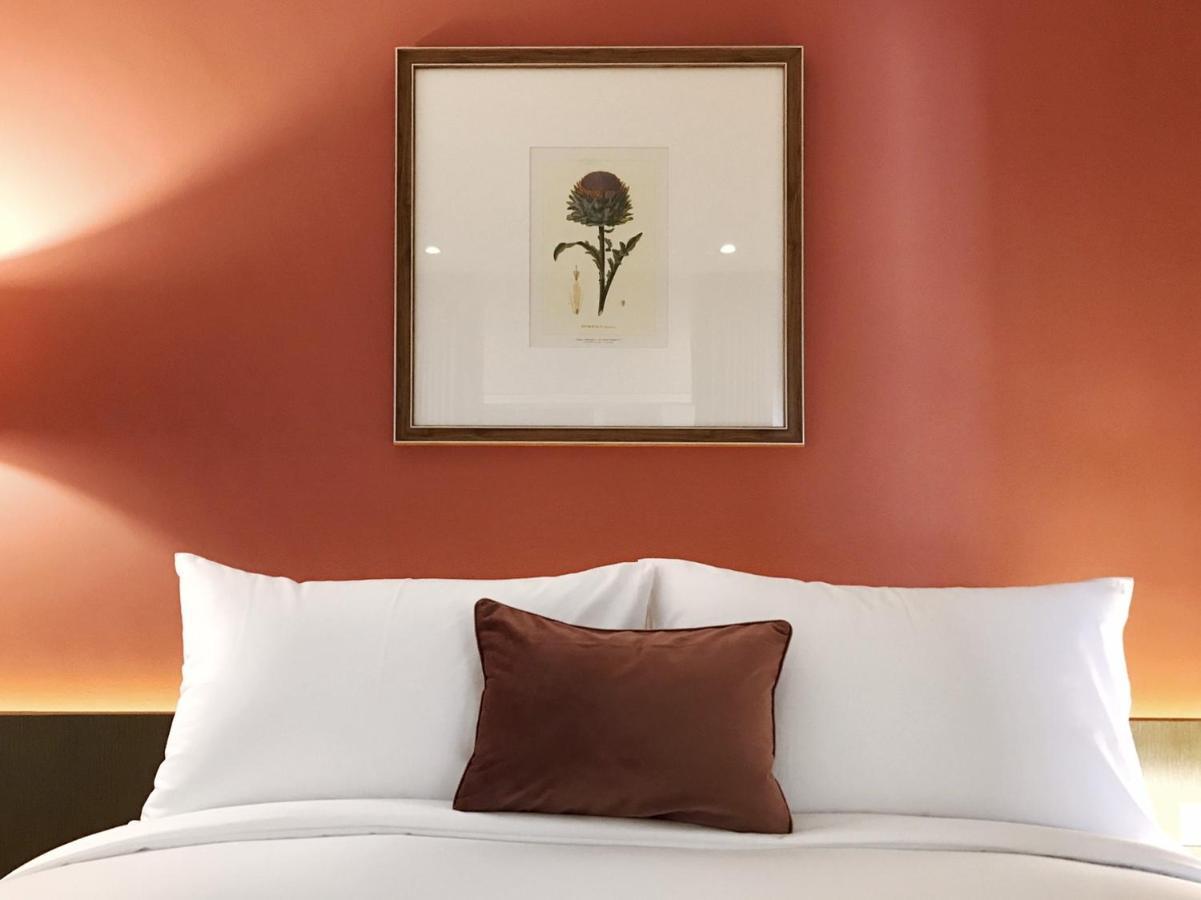 The Raintree Hotel 4*