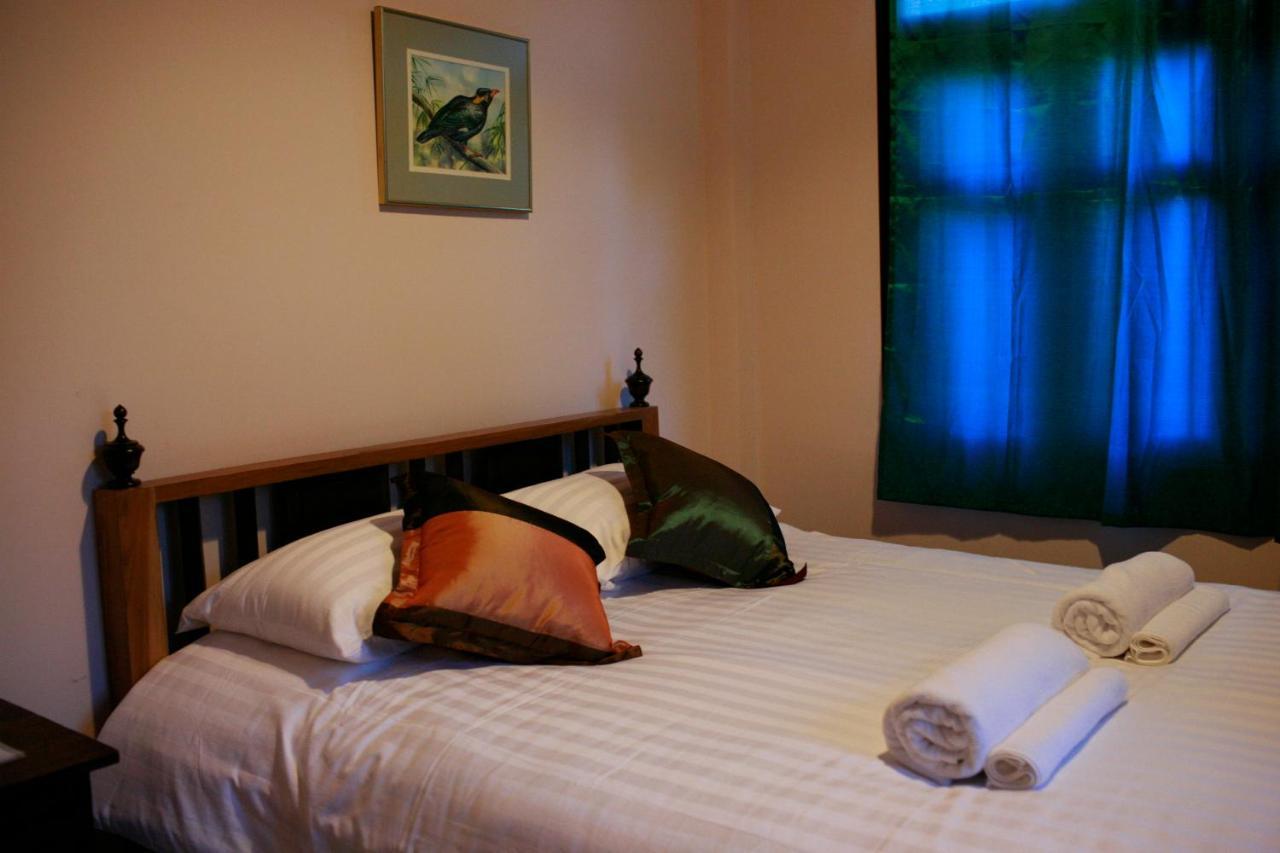 Guest house Baan Hanibah 2*