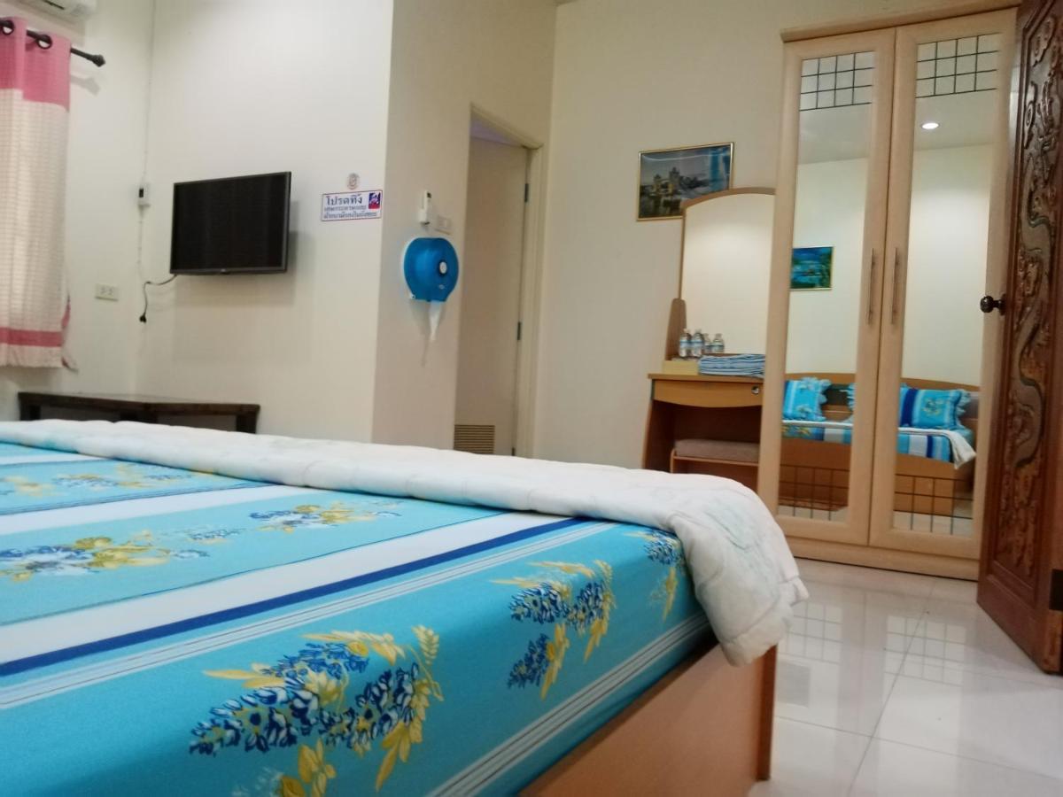 Luxury tent เพลส 200 300 150 ที่พักเชียงใหม่ราคาถูก ห้องพักเชียงใหม่ราคาถูก โรงแรมเซลส์ส์ *