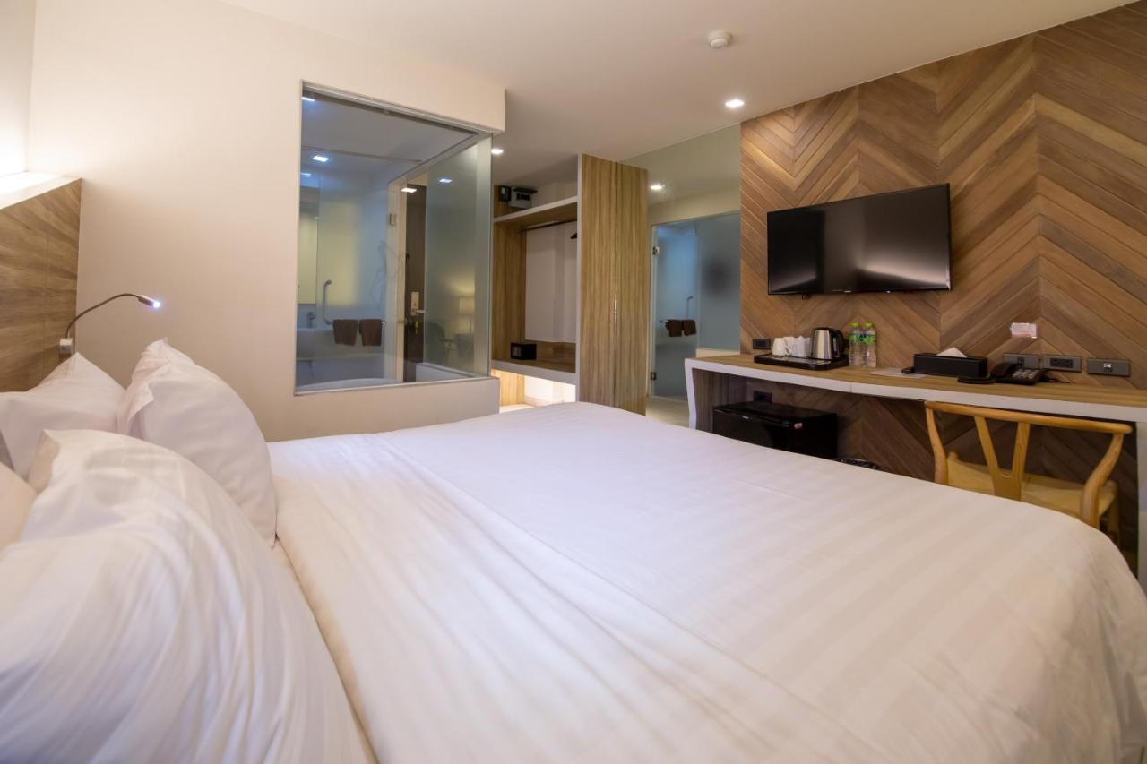 We Terminal Hotel