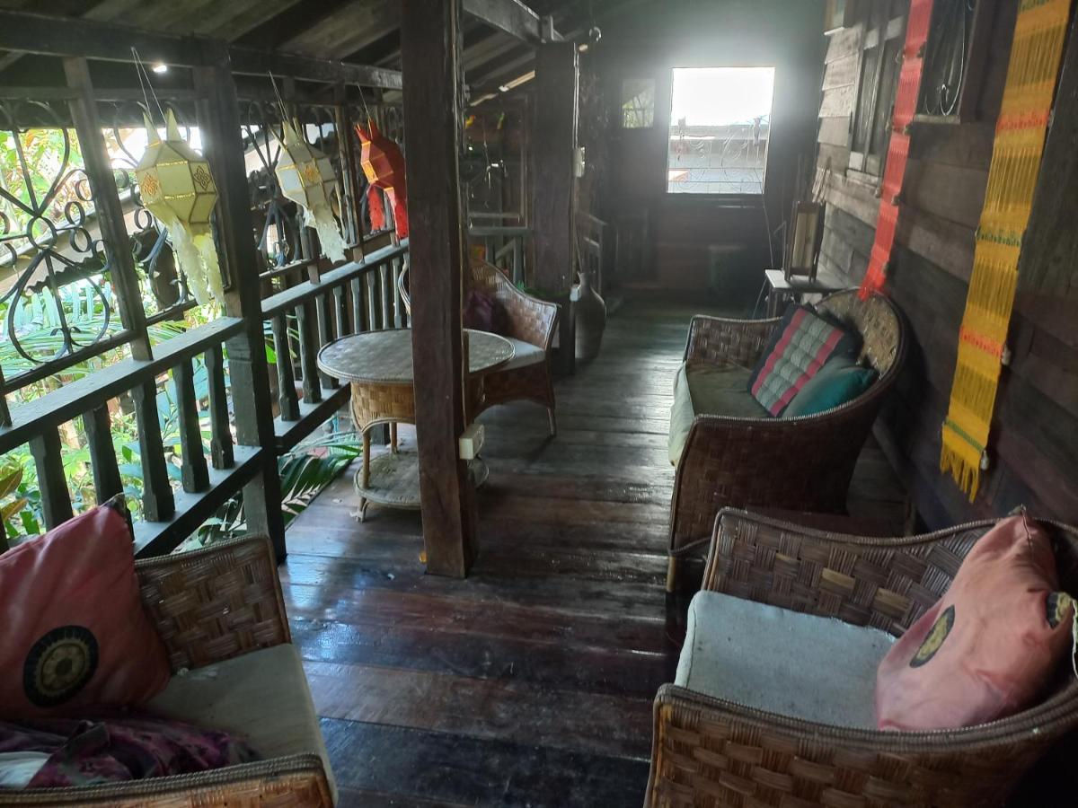 Teak House