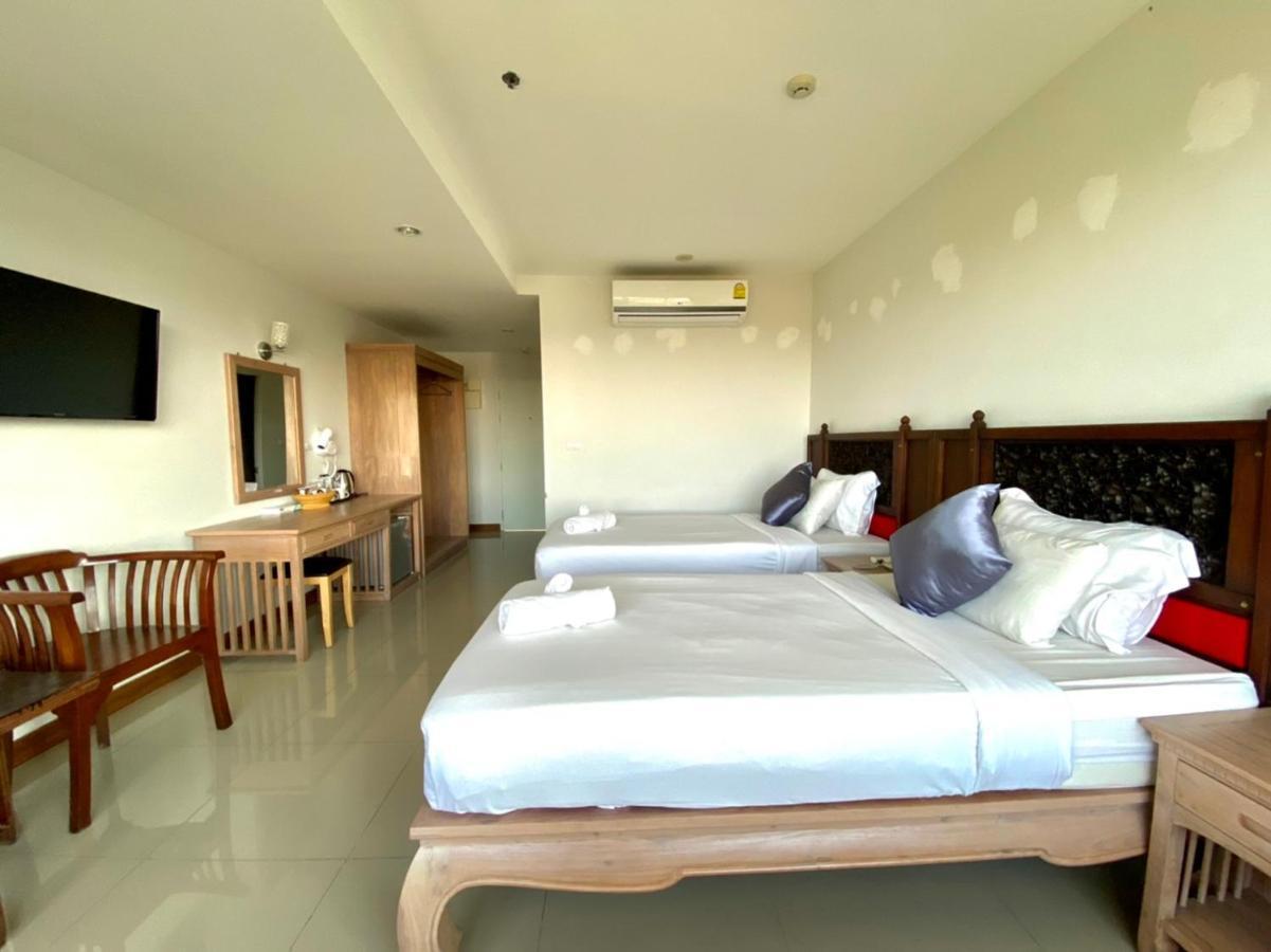 Hotel At Ruam Chok