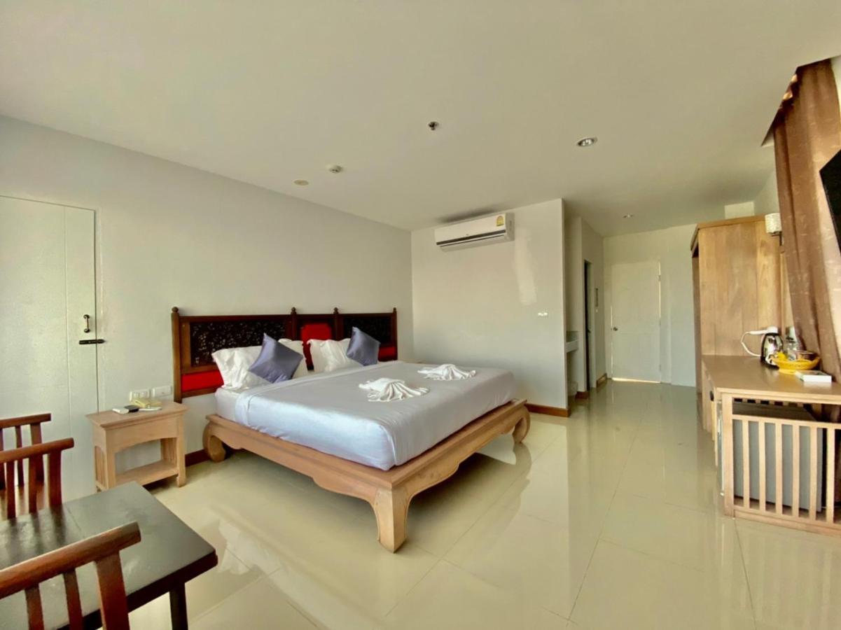 At Ruam Chok Hotel Chiang Mai