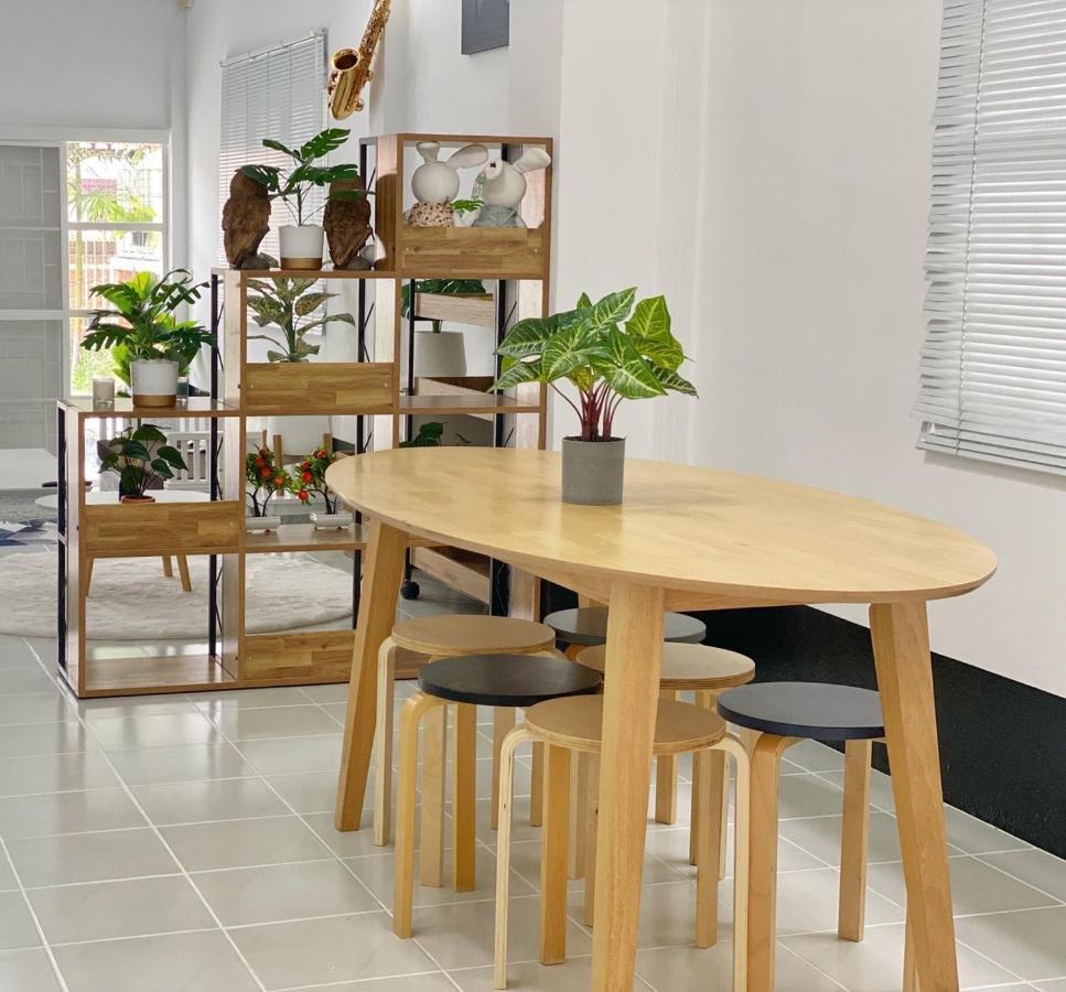 Pousada Boxsoon Nimman 2 # 4beds 3baths Chiang Mai