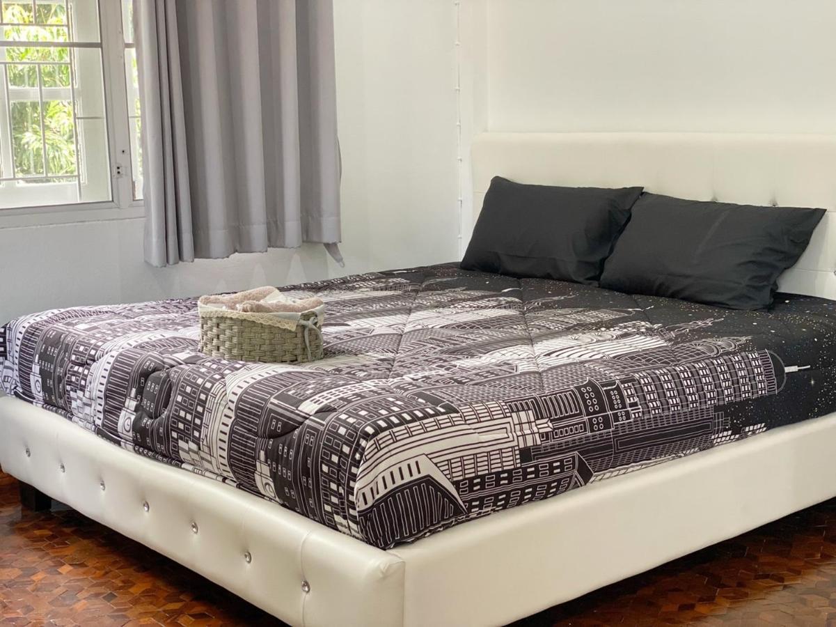 Pousada Boxsoon Nimman 2 # 4beds 3baths Chiang Mai