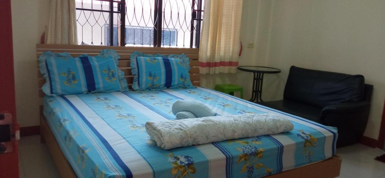 Luxury tent เพลส 200 300 150 ที่พักเชียงใหม่ราคาถูก ห้องพักเชียงใหม่ราคาถูก โรงแรมเซลส์ส์ Chiang Mai