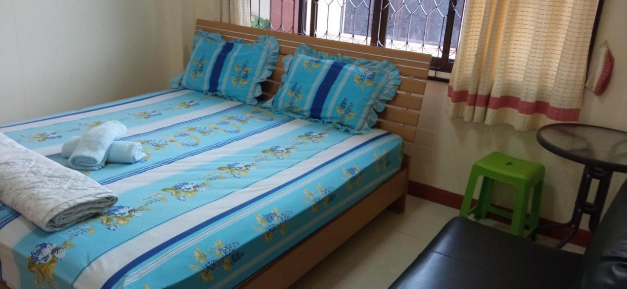 เพลส 200 300 150 ที่พักเชียงใหม่ราคาถูก ห้องพักเชียงใหม่ราคาถูก โรงแรมเซลส์ส์ Luxury tent *