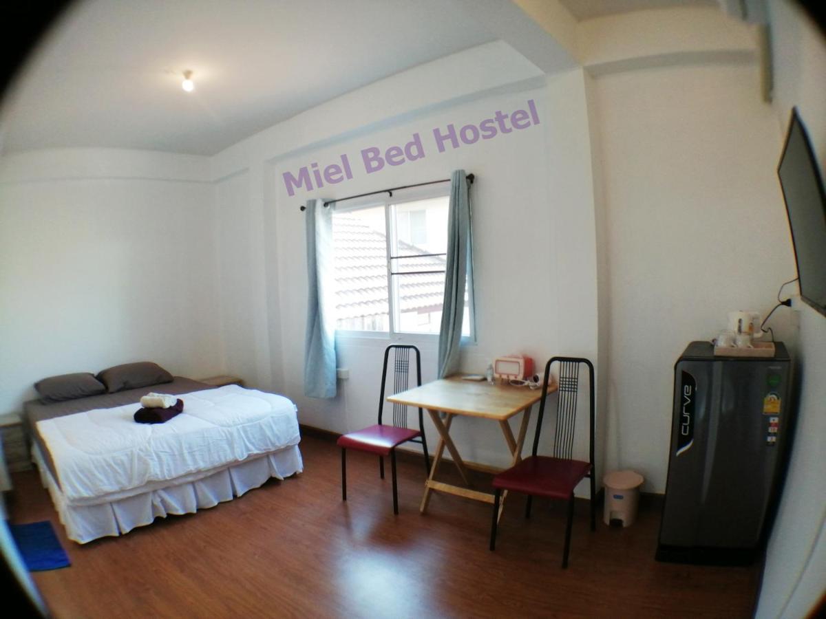 Hostel Miel Bed & Gallery Chiang Mai