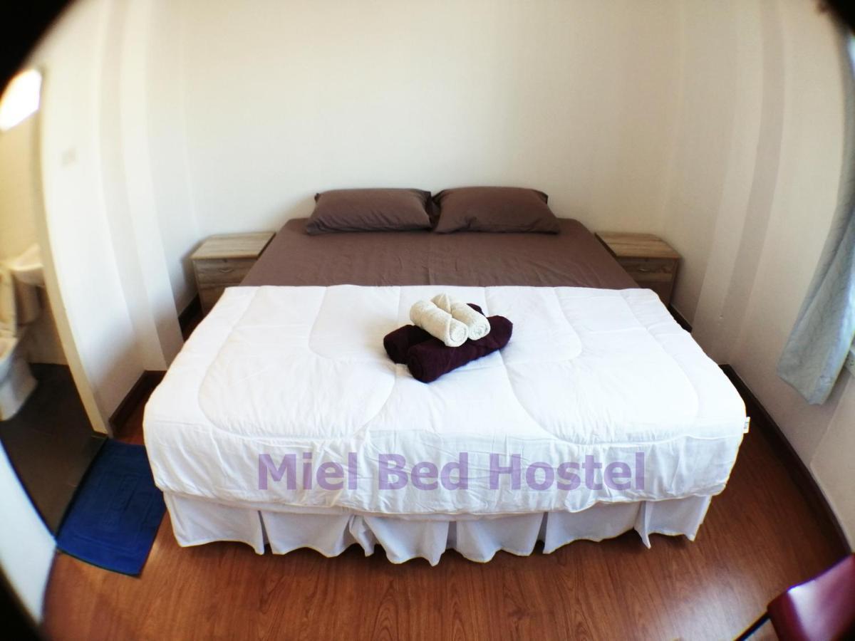 Miel Bed & Gallery Hostel Chiang Mai