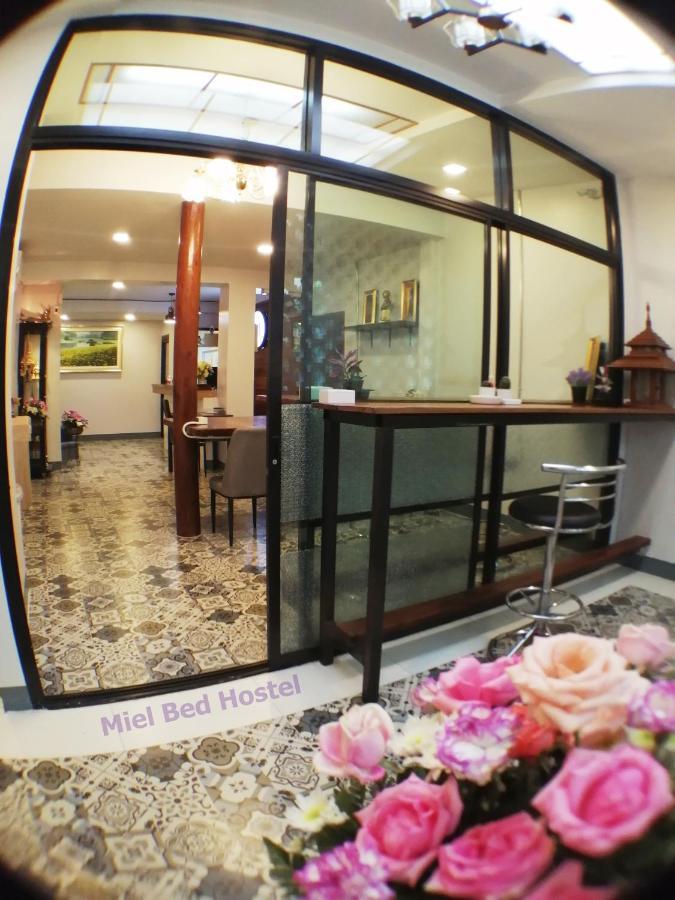 Hostel Miel Bed & Gallery Chiang Mai