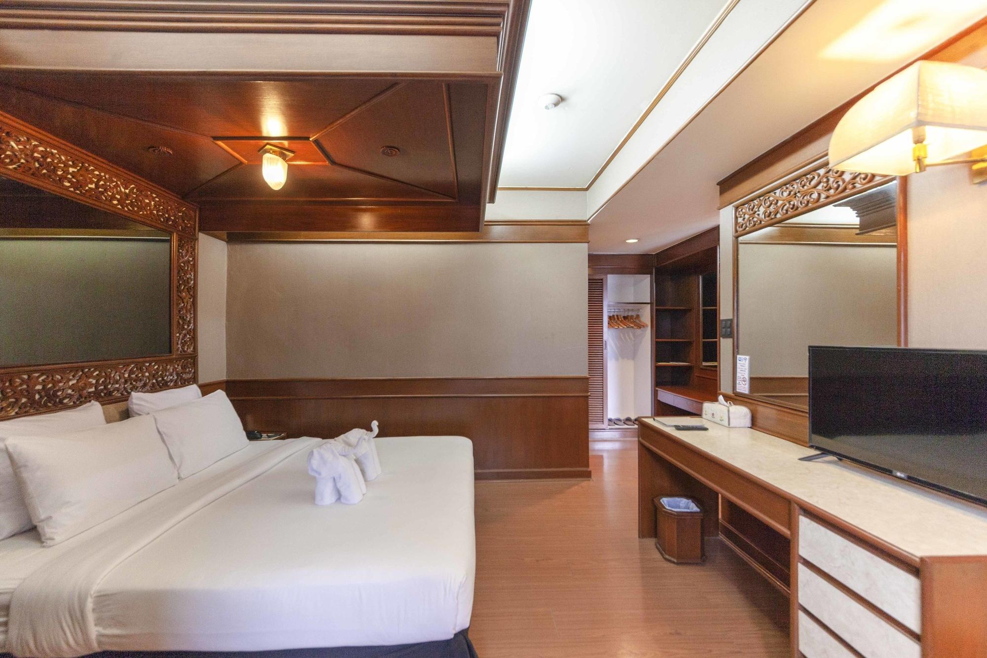 Garden Hotel 3*