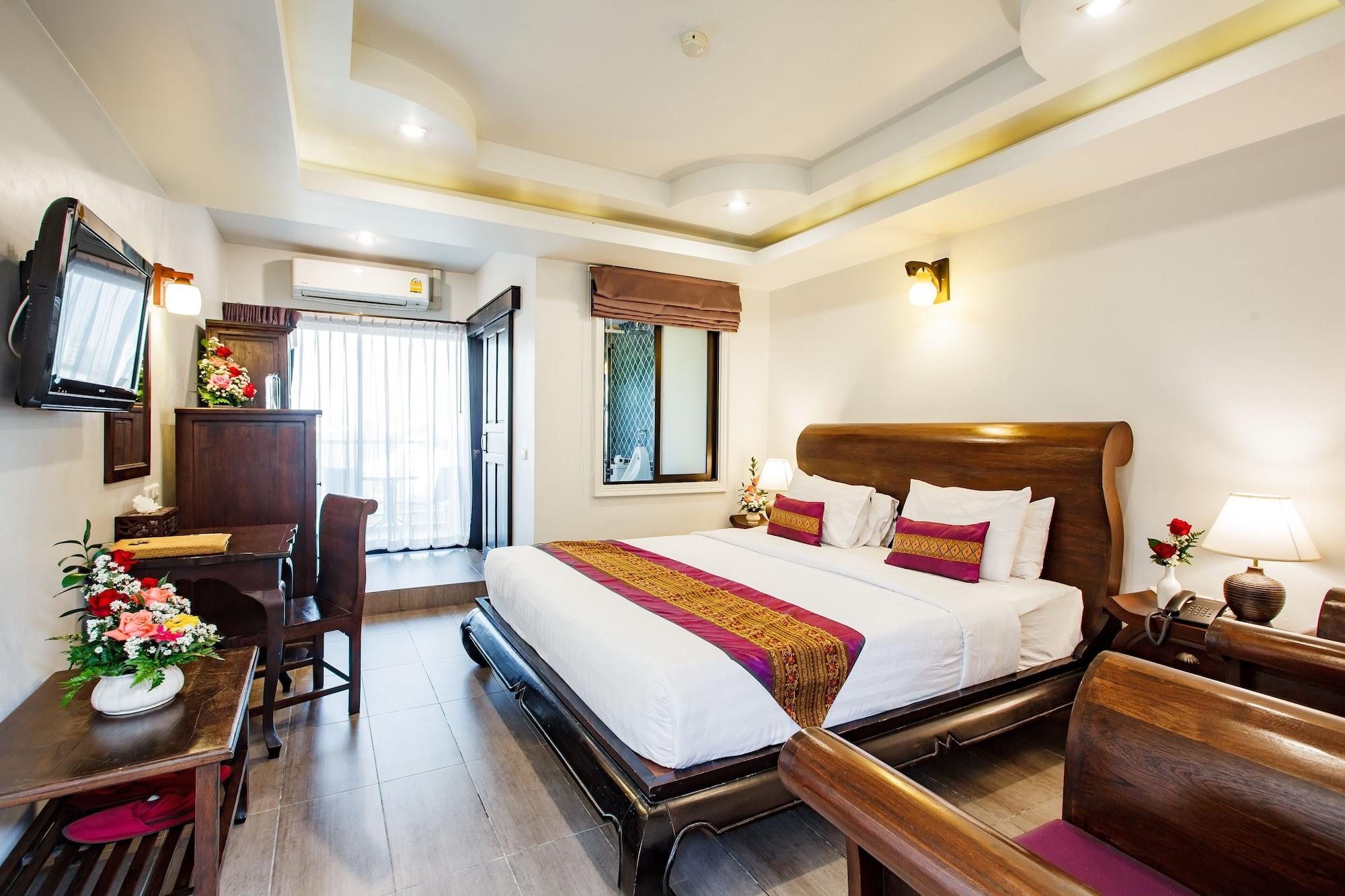 Raming Hotel 4*