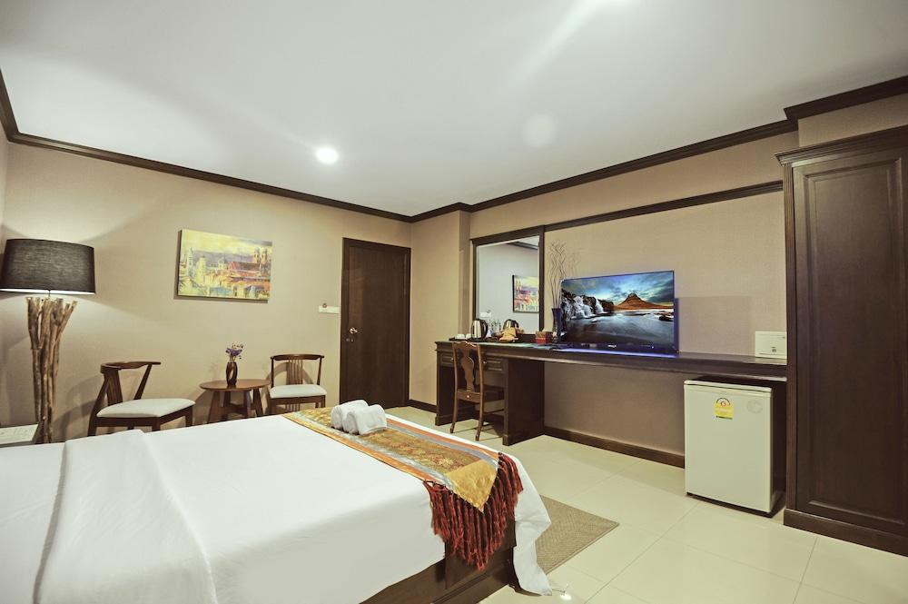 Romena Grand Hotel 3*