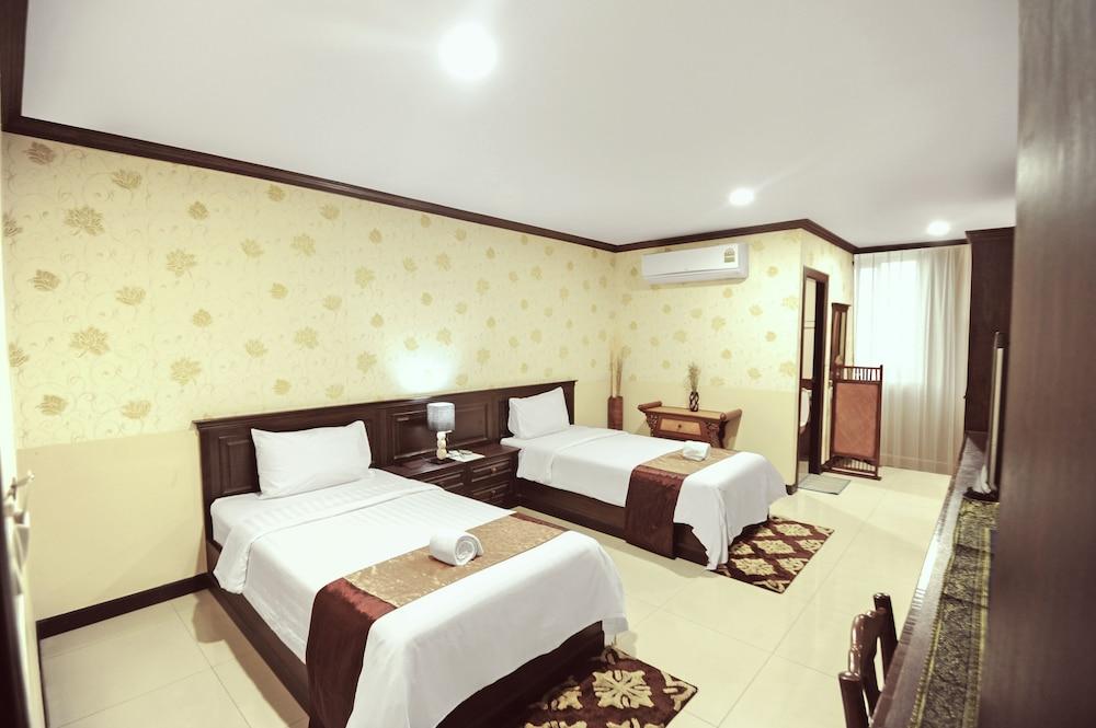 Romena Grand Chiang Mai