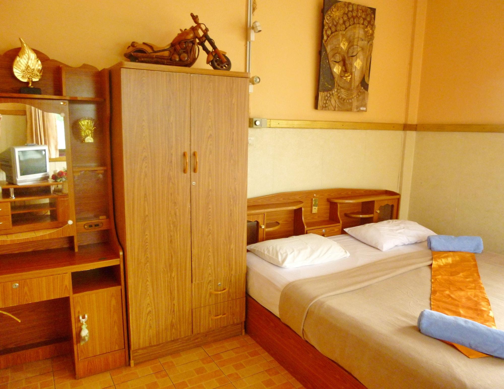 Hollanda Montri 2* Chiang Mai