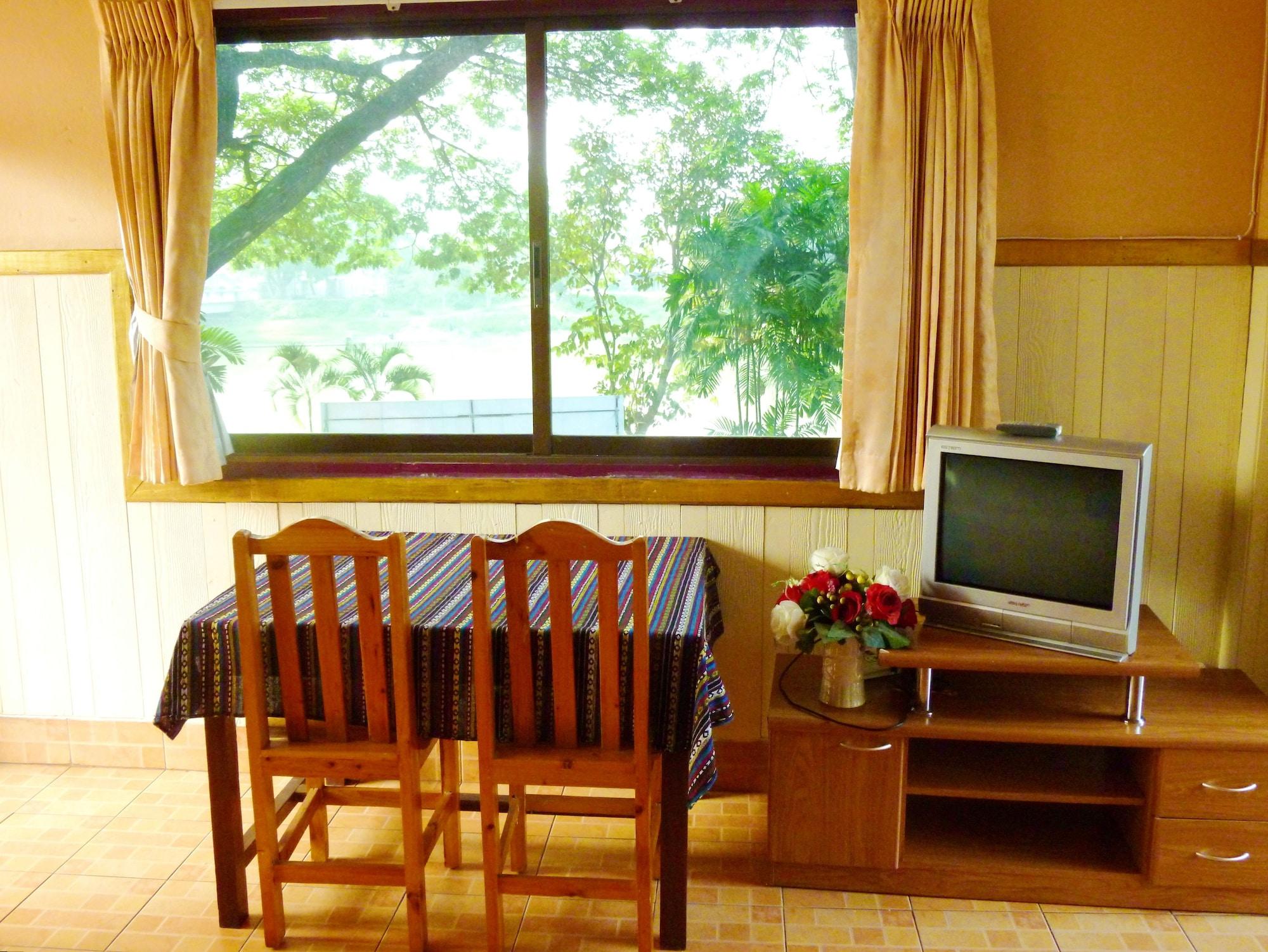 Hollanda Montri Chiang Mai