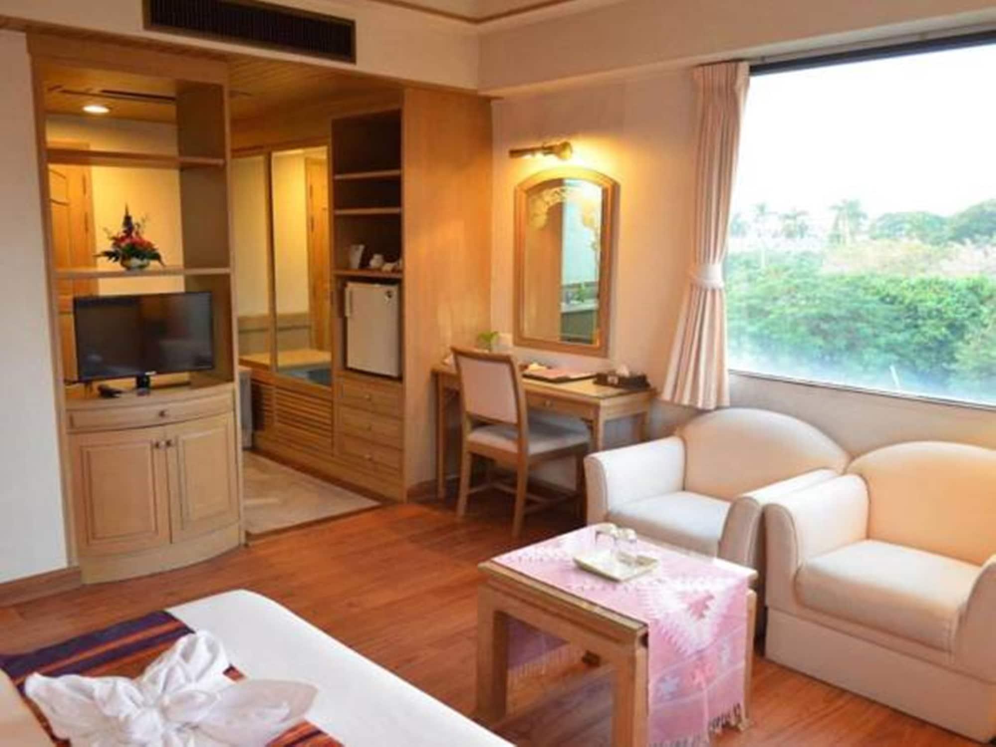 Bossotel Hotel