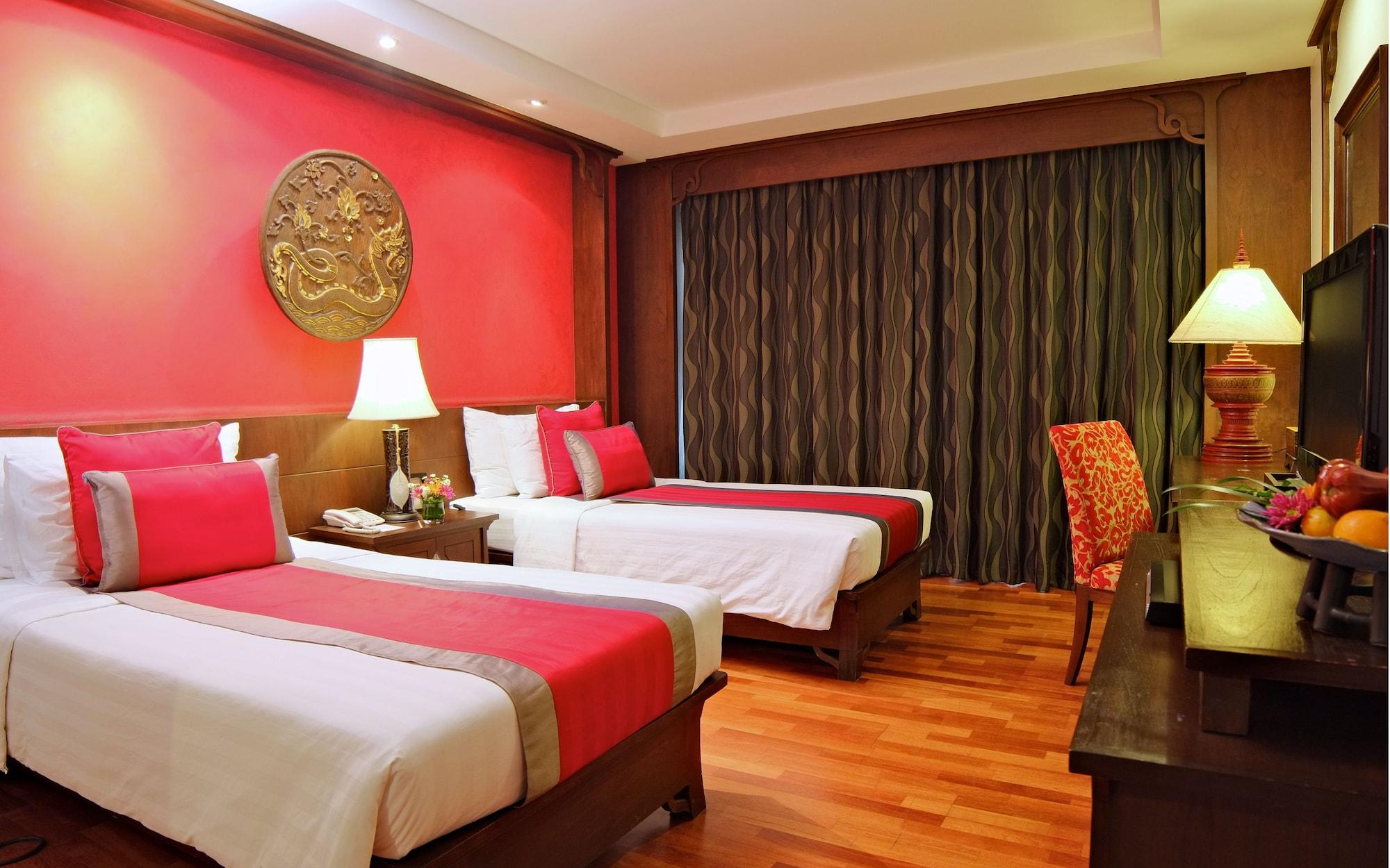 De Naga Hotel, Hotel 4*