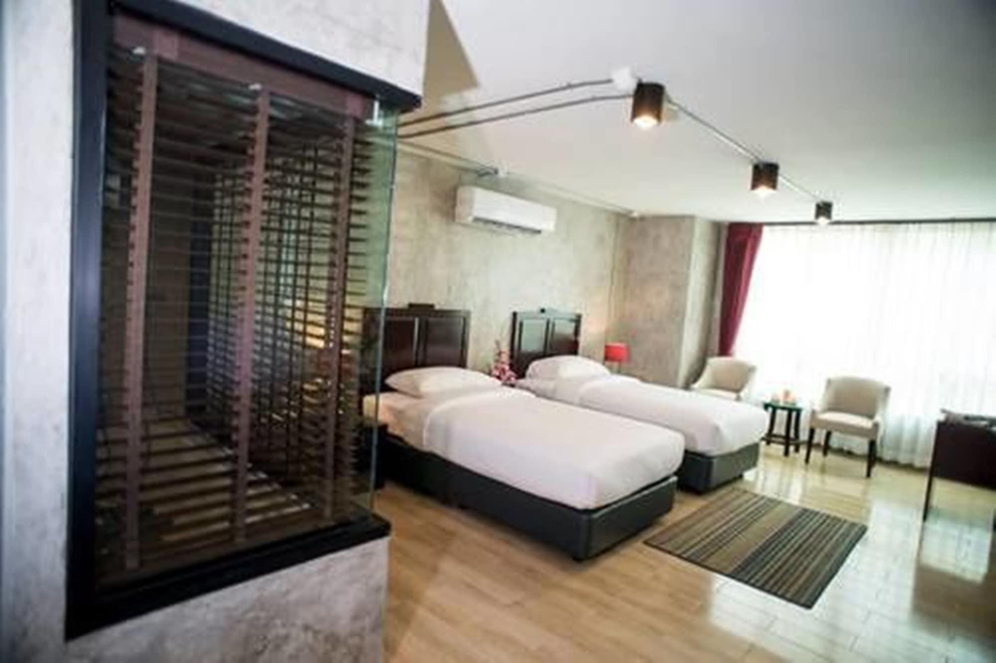 Prestige 3* Chiang Mai