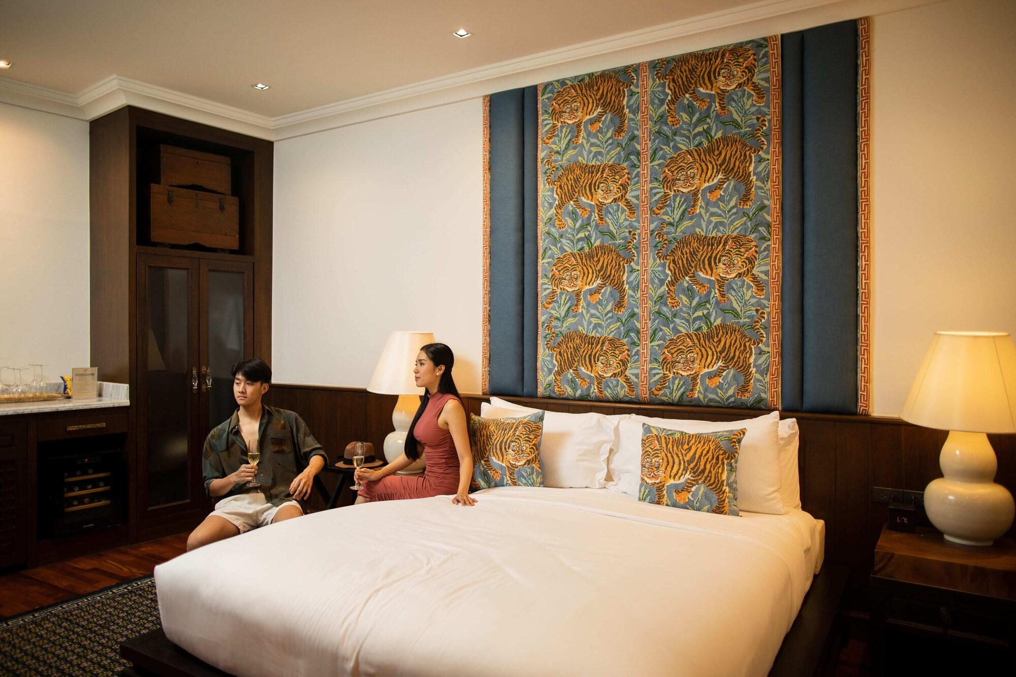 Hotel The Bridge An Eclectic Luxotel