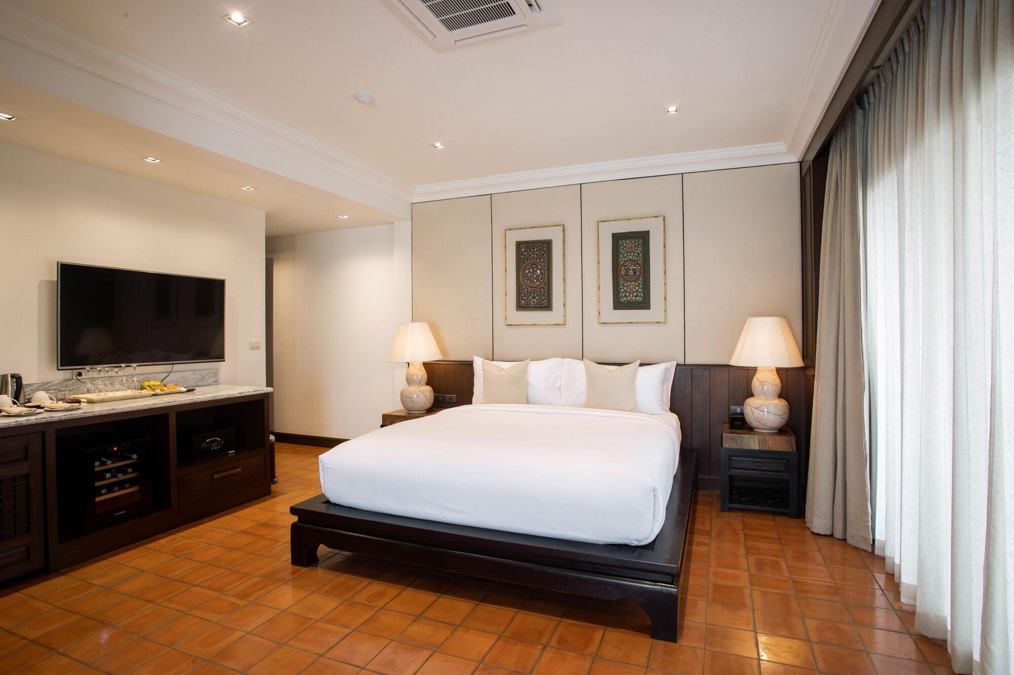 The Bridge An Eclectic Luxotel 4* Chiang Mai