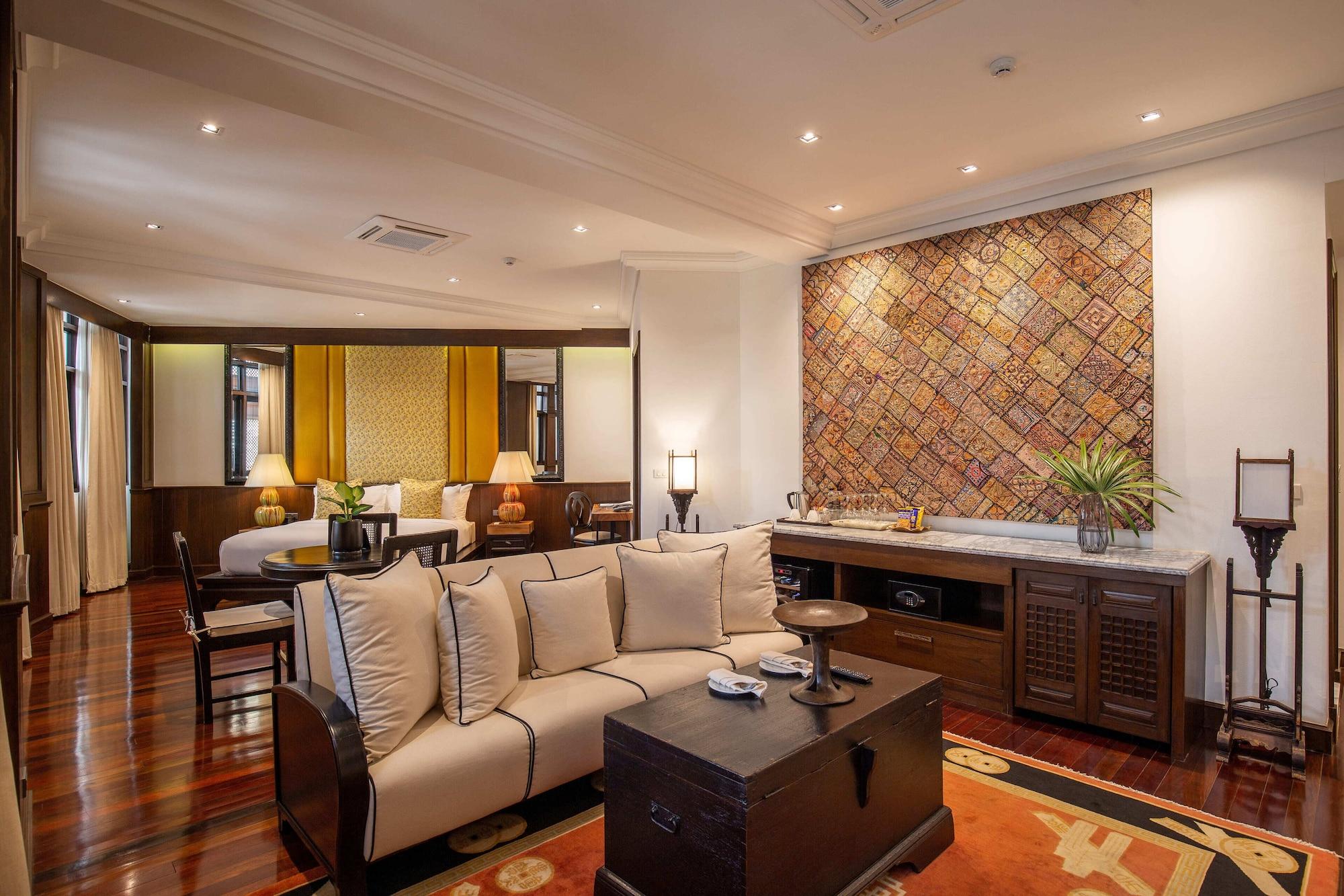 The Bridge An Eclectic Luxotel Hotel 4*