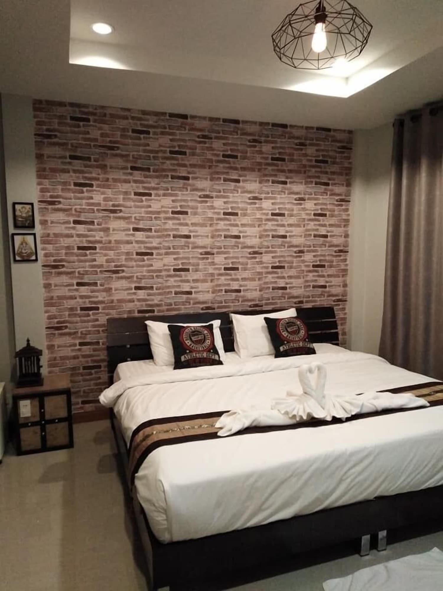 Hotel The Lofthouse Sansai 3*
