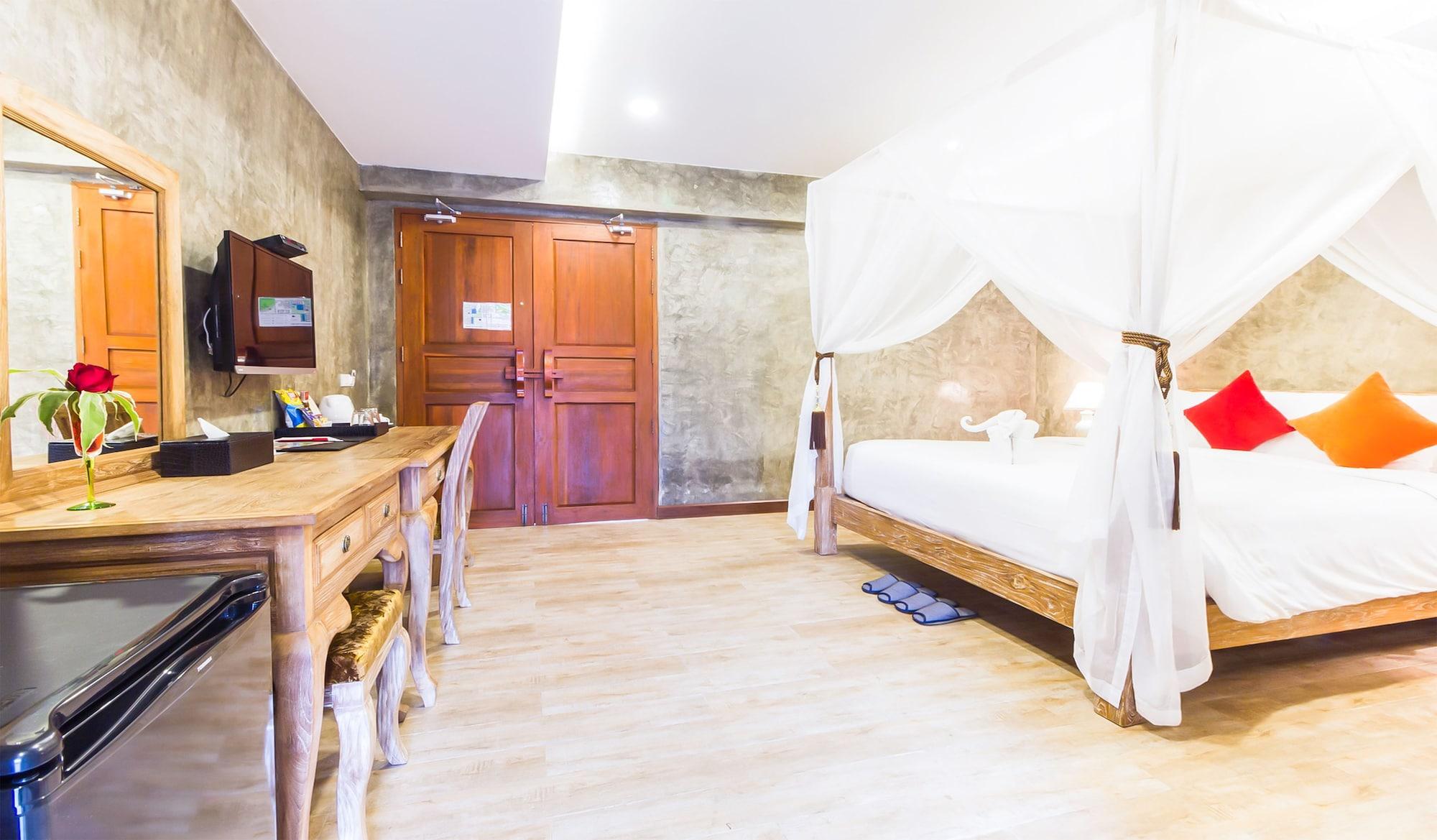 The Chaya And 4* Chiang Mai