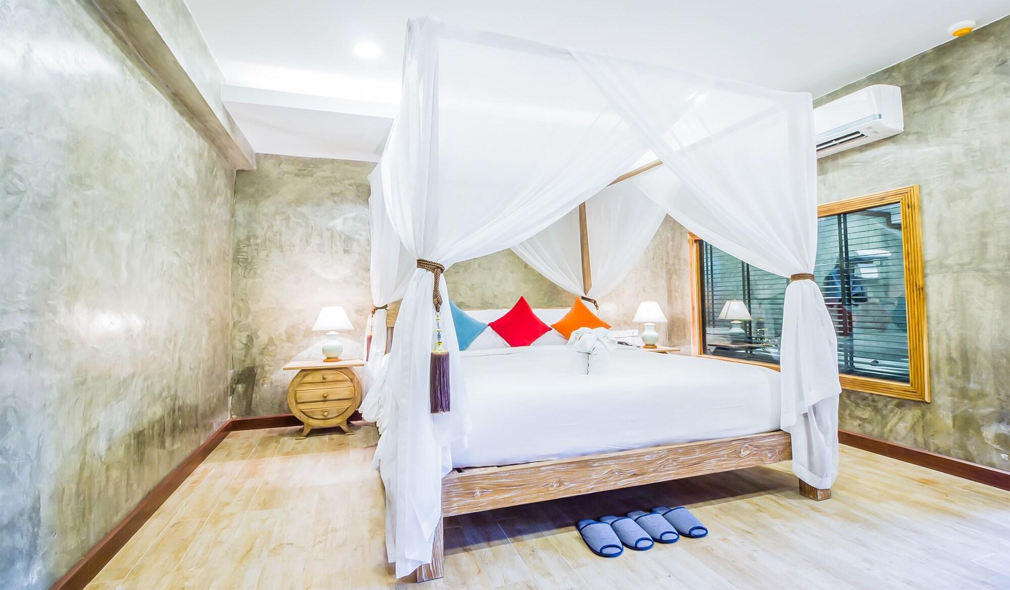 Hotel The Chaya And Chiang Mai