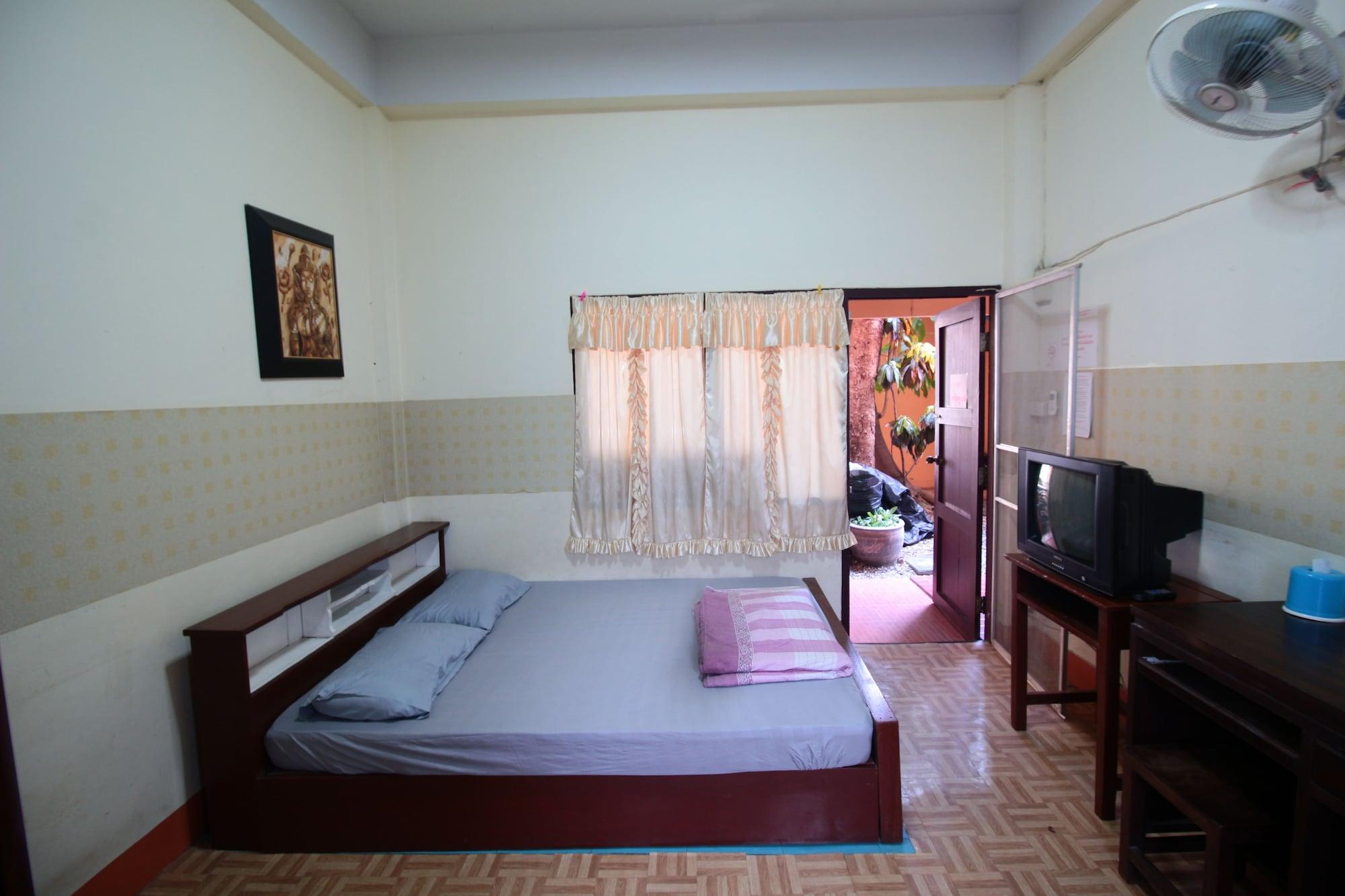 Hug Chang House Economy hotel Chiang Mai