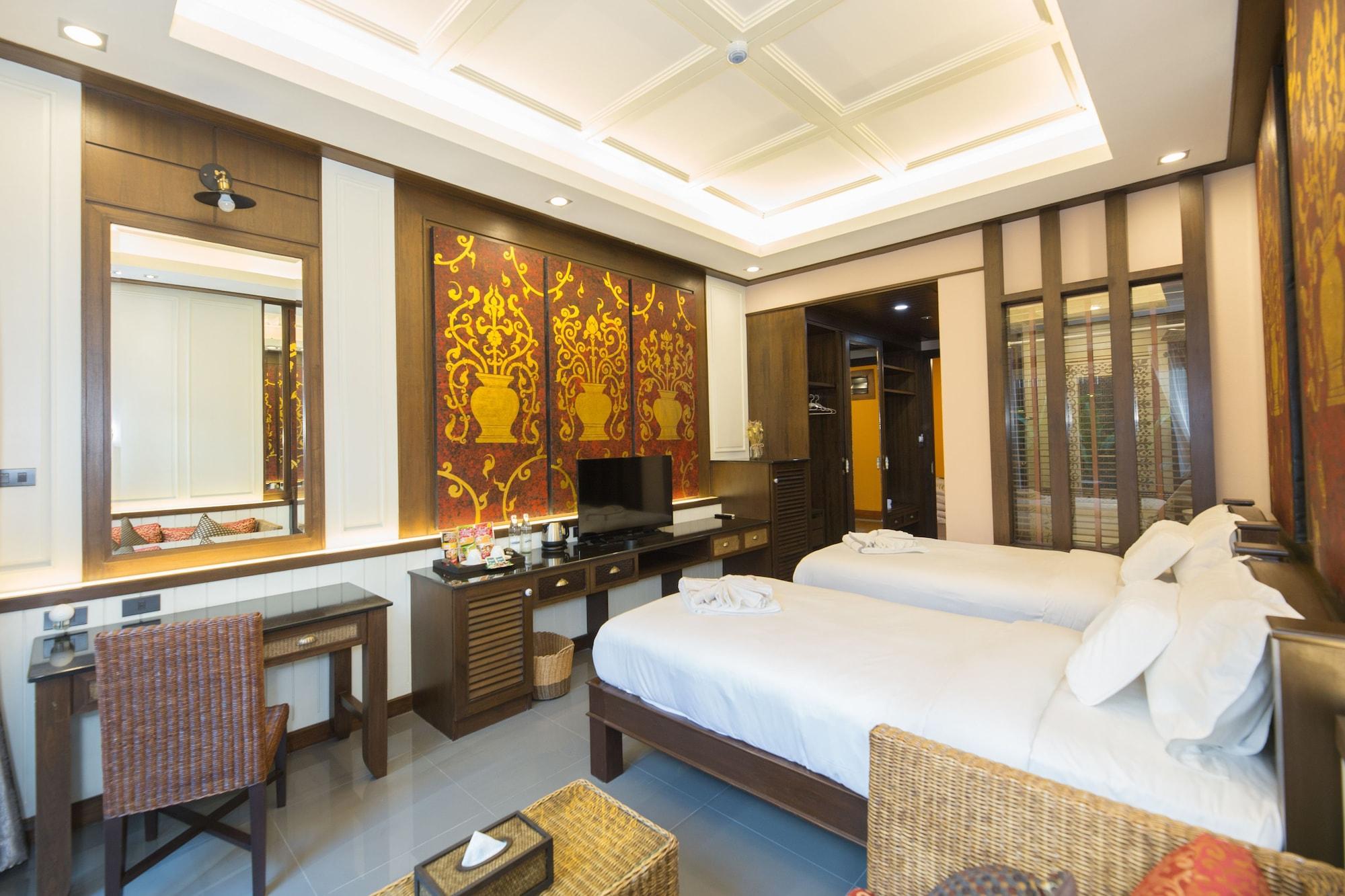 Floral Thapae Gate Chiangmai 4*