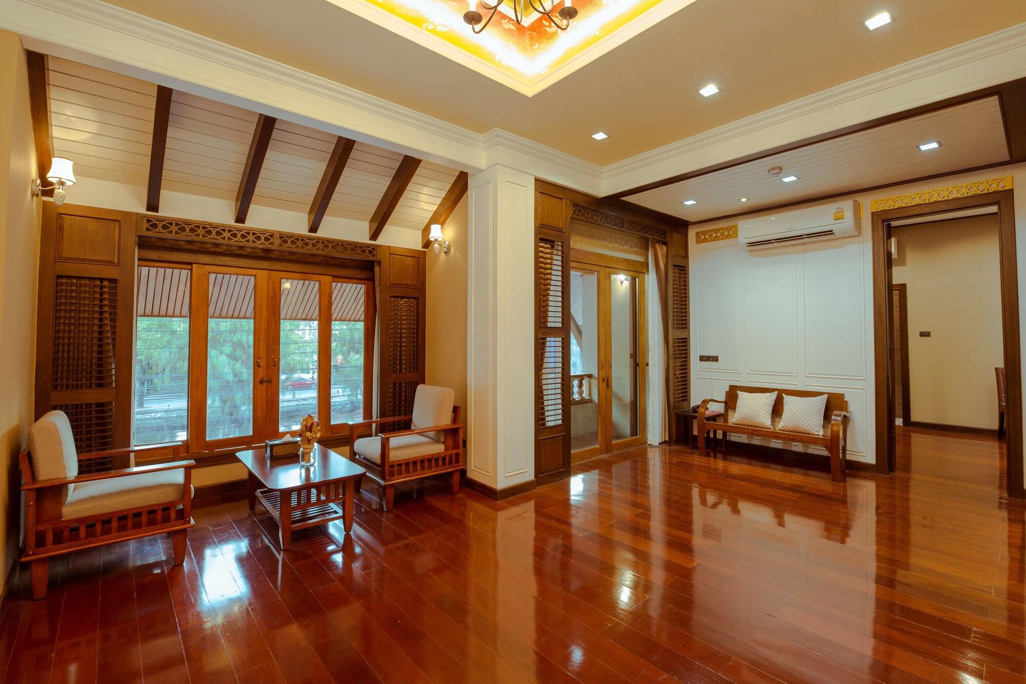 Hotel Floral Thapae Gate Chiangmai Chiang Mai