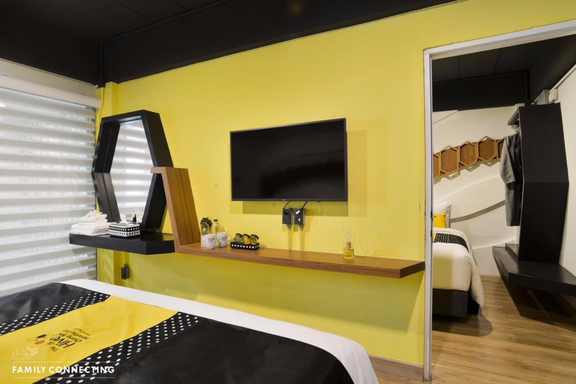 The Hive Hotel 3*