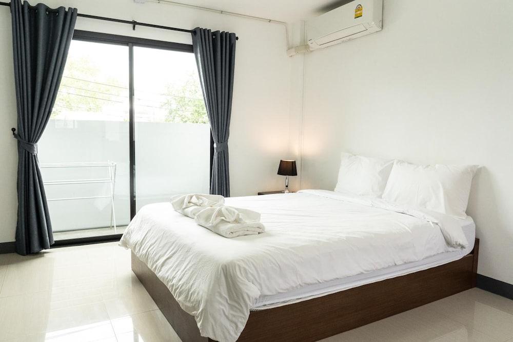 Hotel M.i.n.d. 2*