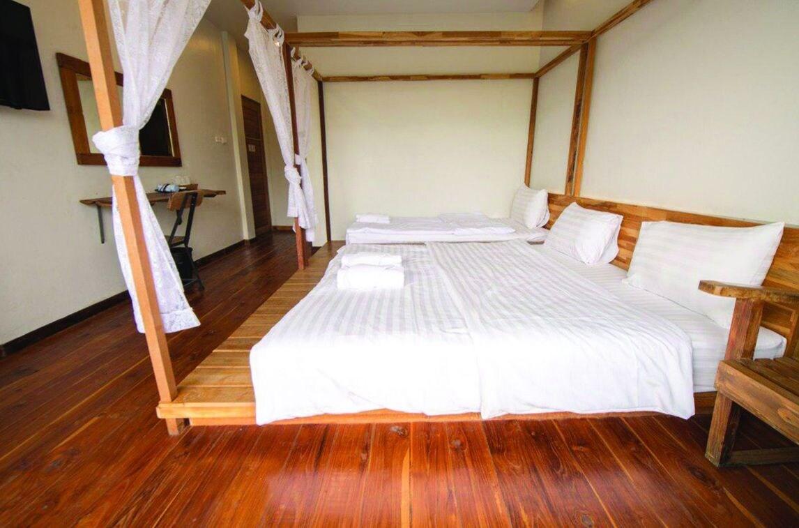 Sri Chiang Yeun House 3*