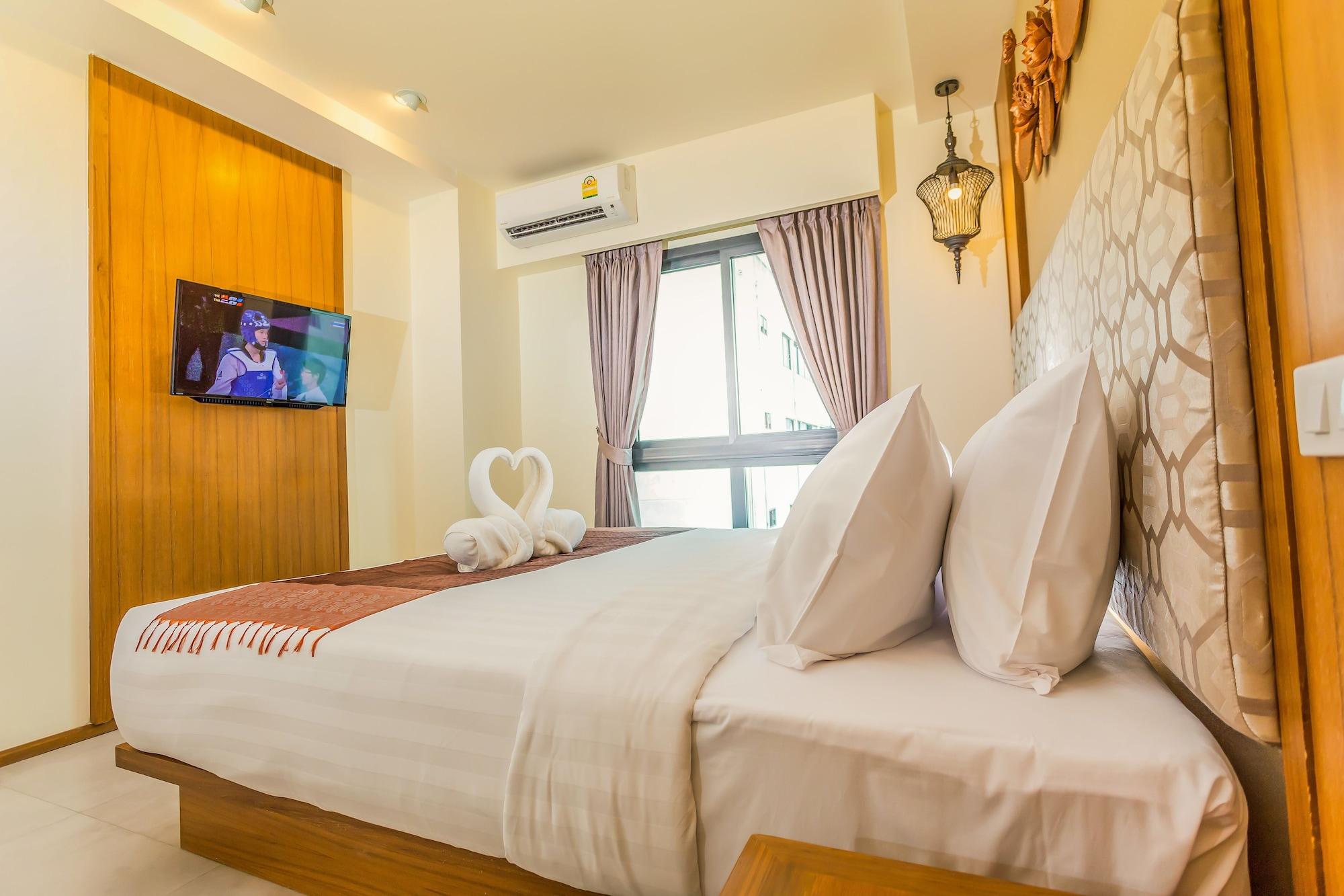 Hotel The Signature @ Thapae 3*