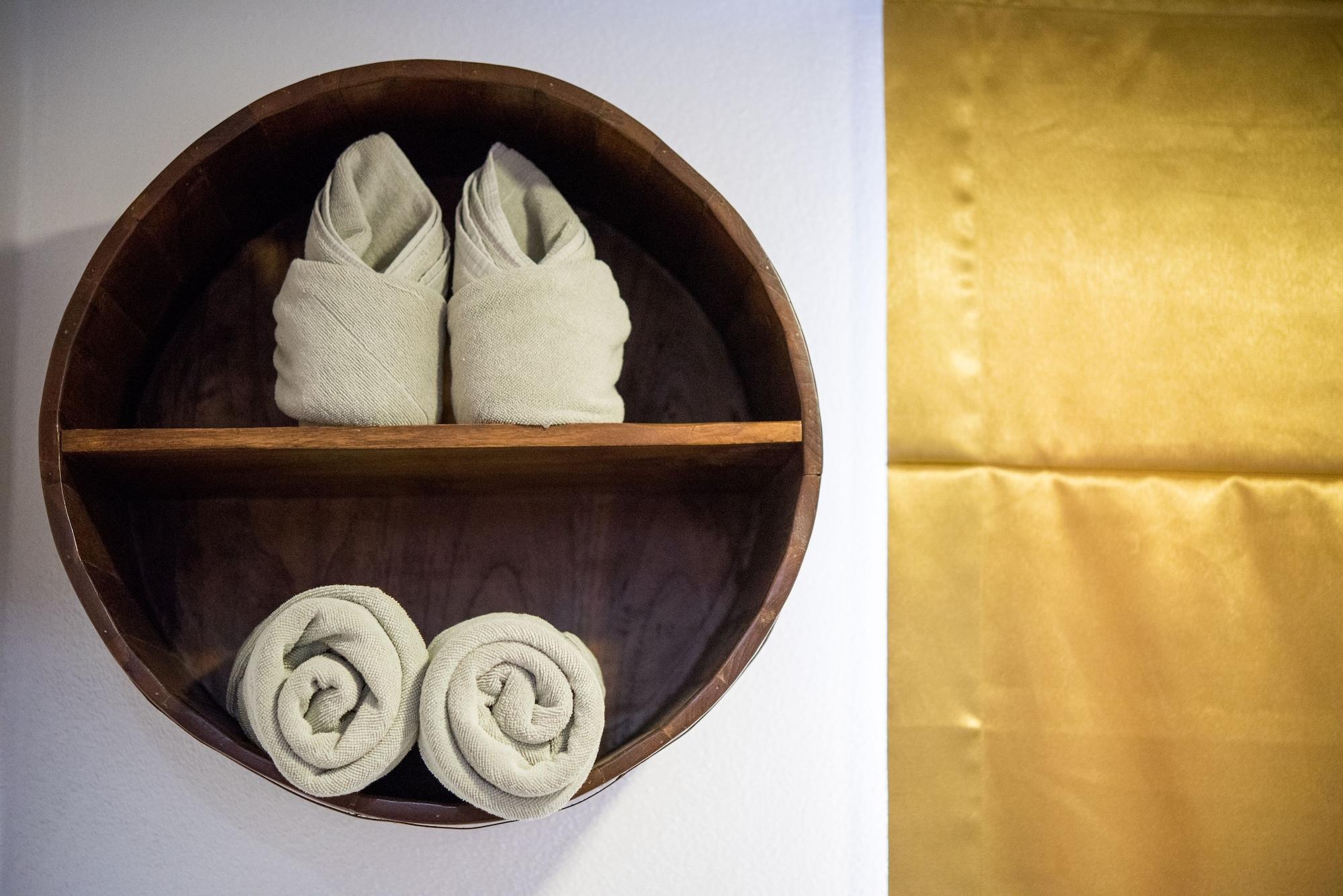Chedi Hotel 3*