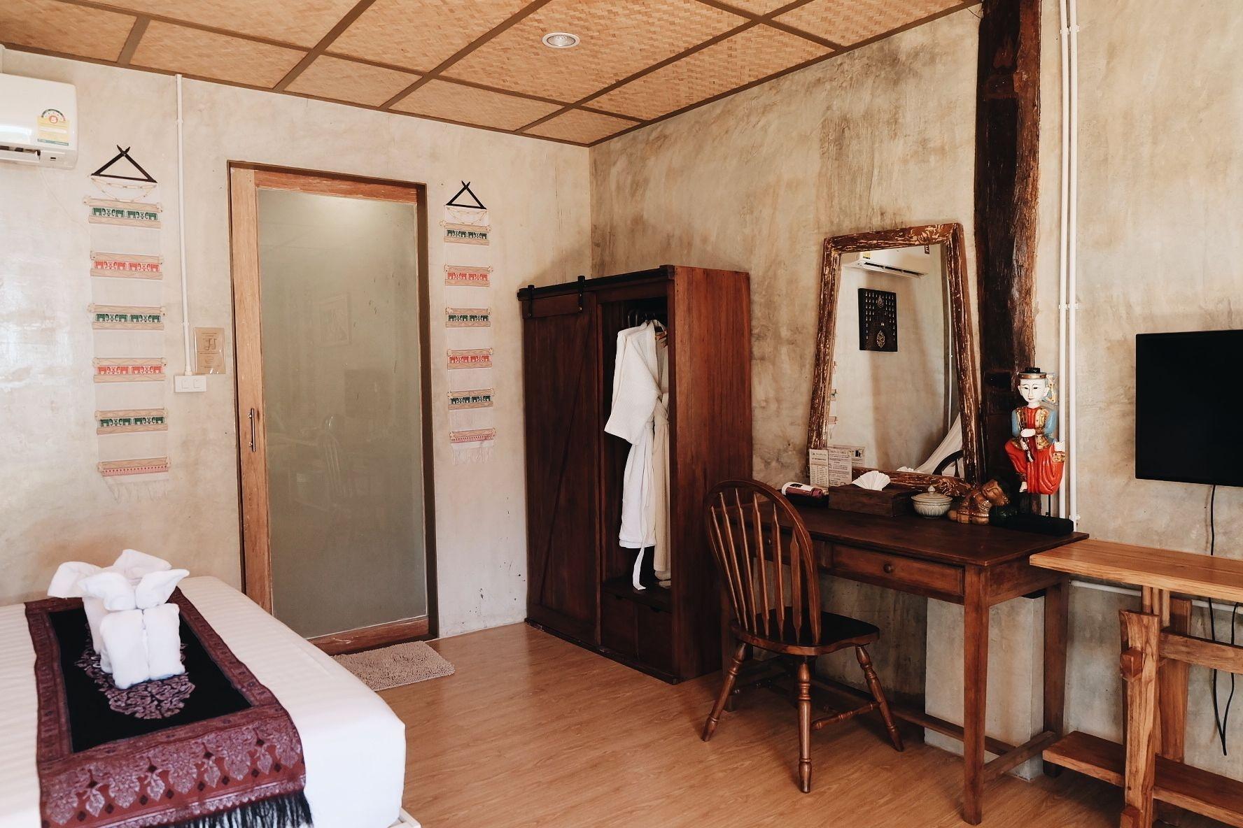 Buri Gallery House 3*