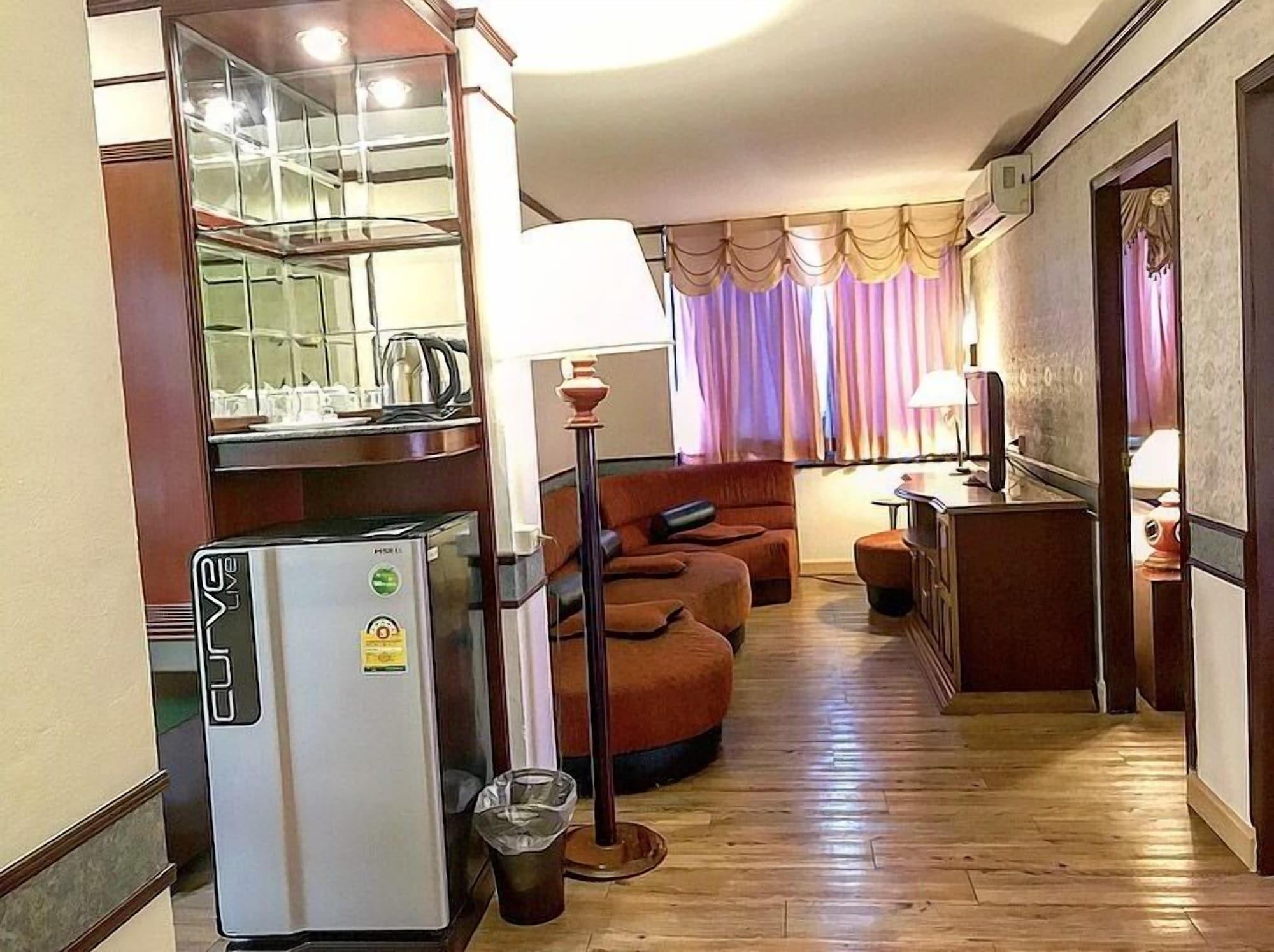 The Pacific Cool Chic 3*