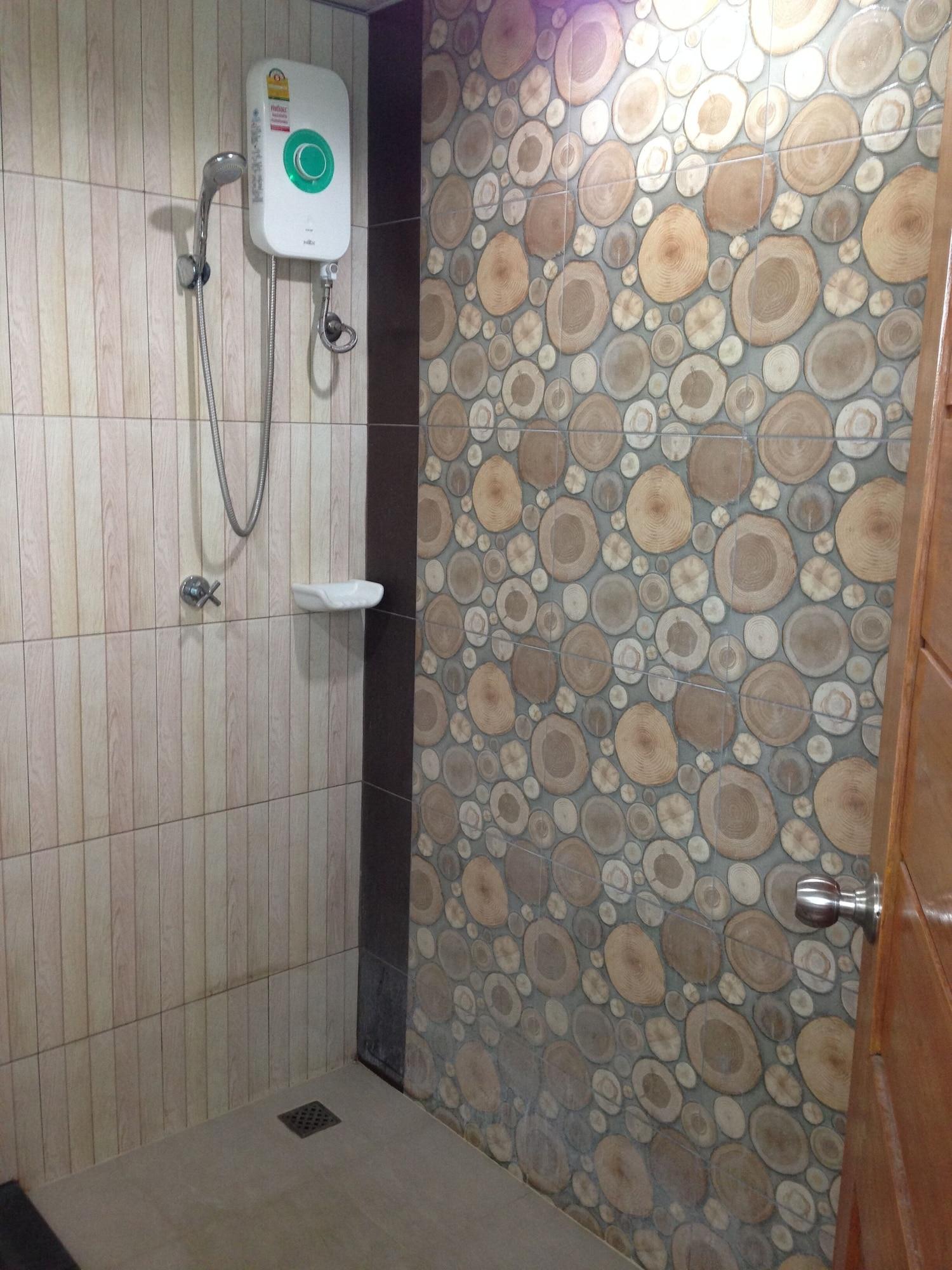 Eden Garden 3*