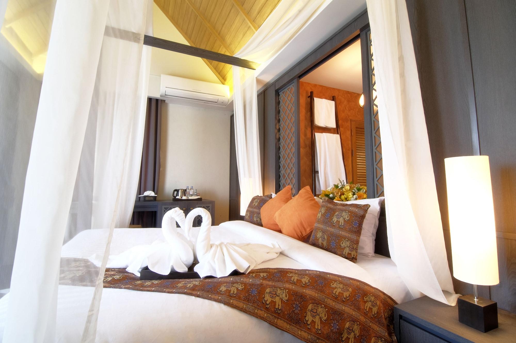 Hotel Tapae Gate 4*