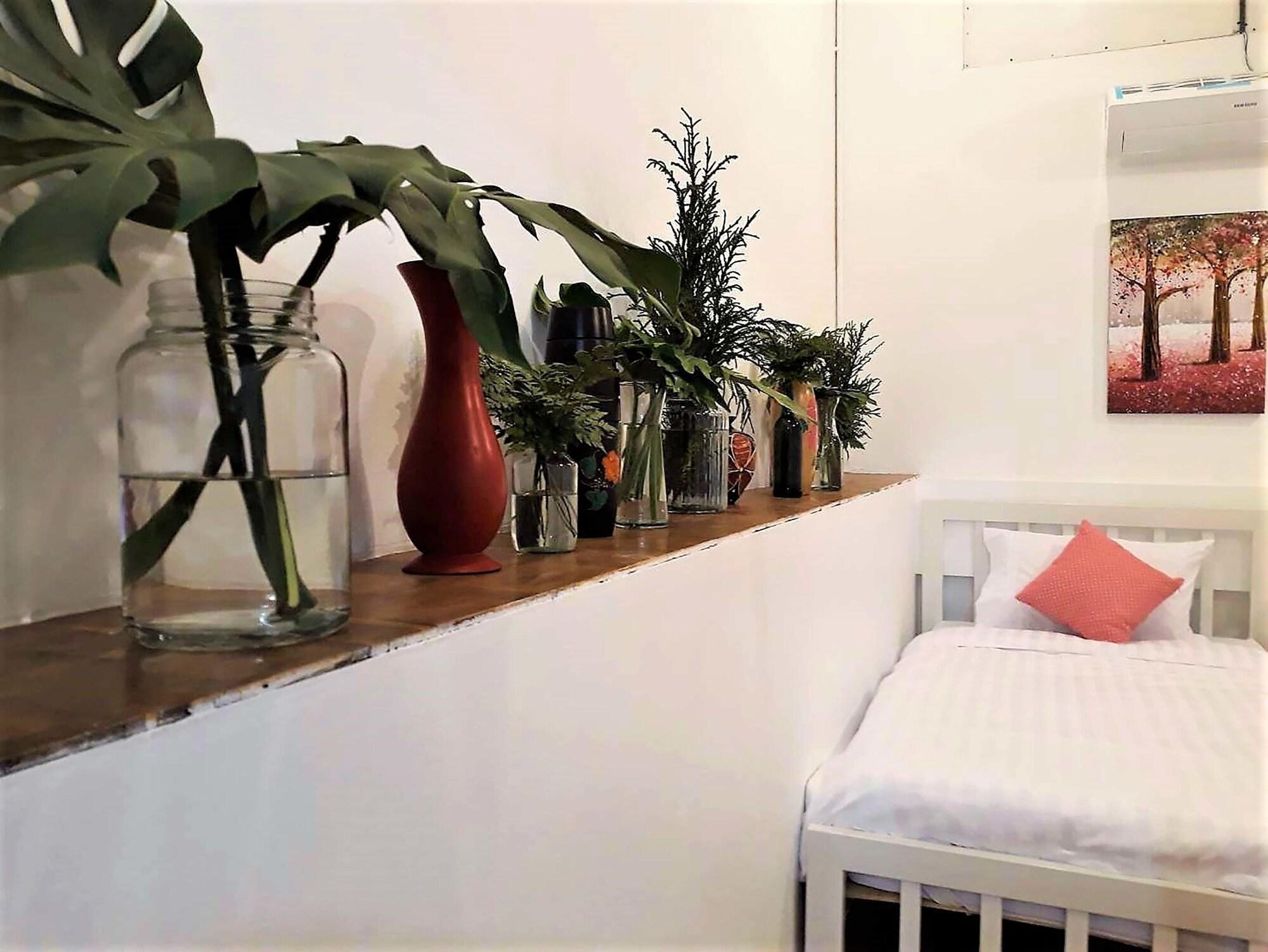 Lino House *
