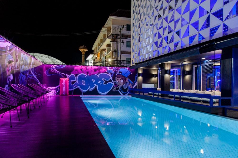 Hotel The Core Gallery Hotel Chiang Mai