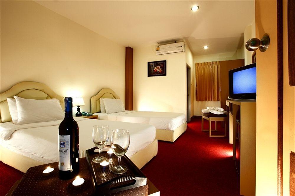Victoria Nimman Hotel 3*