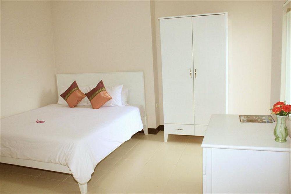 Baan Ngern Village Hotel