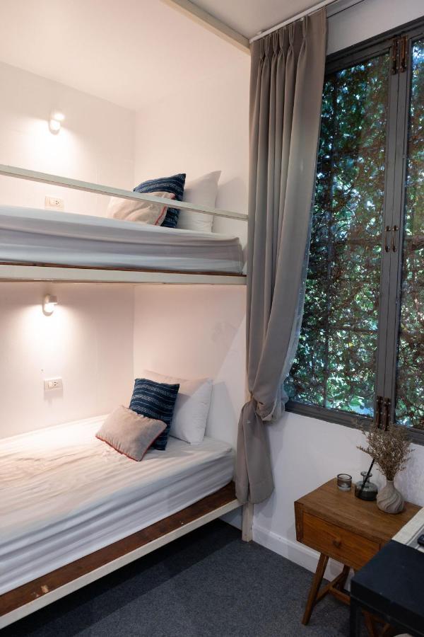 Hostel Oon Poshtel X Cafe Chiang Mai