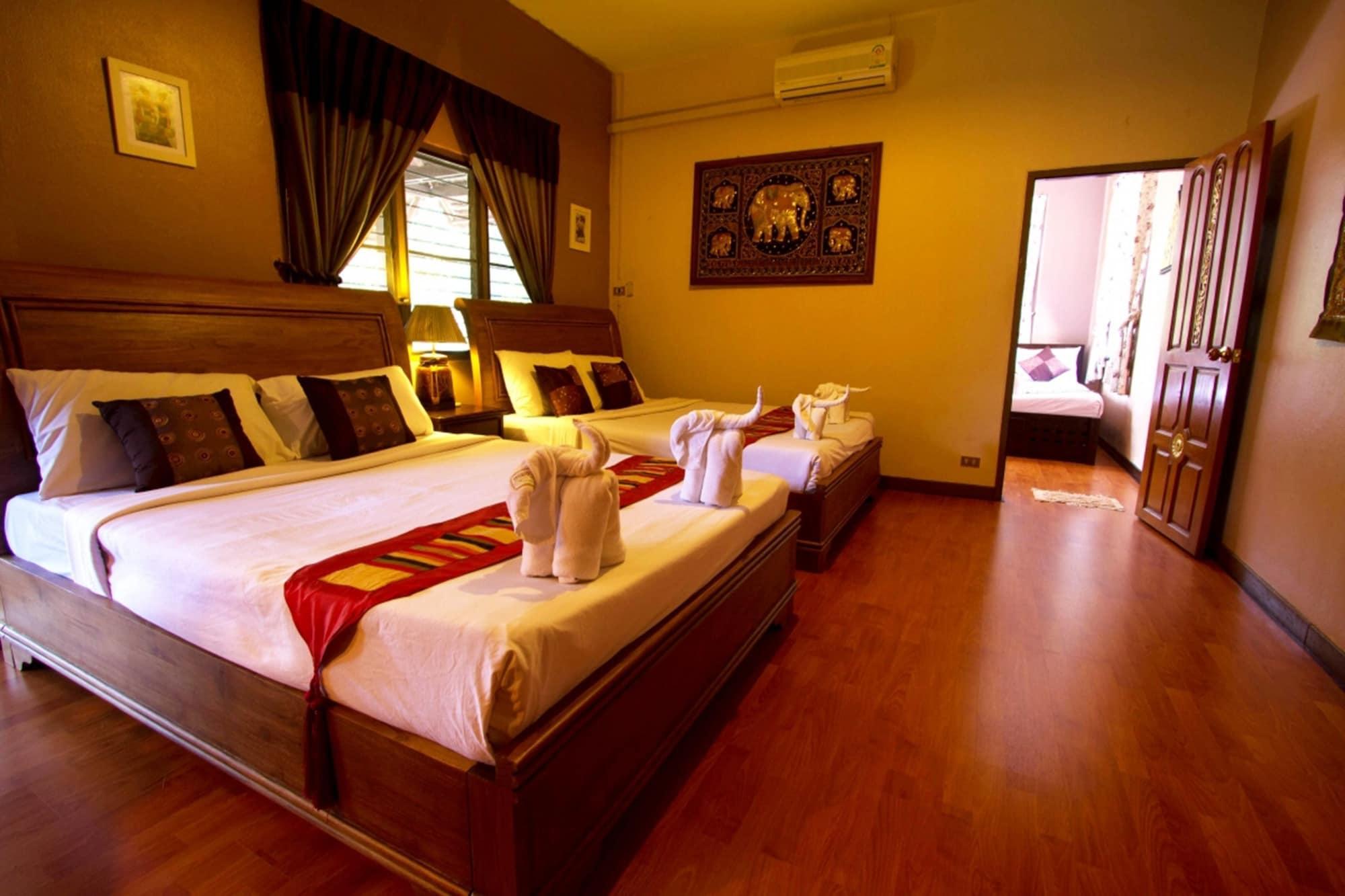 Baanplaidoi Resort